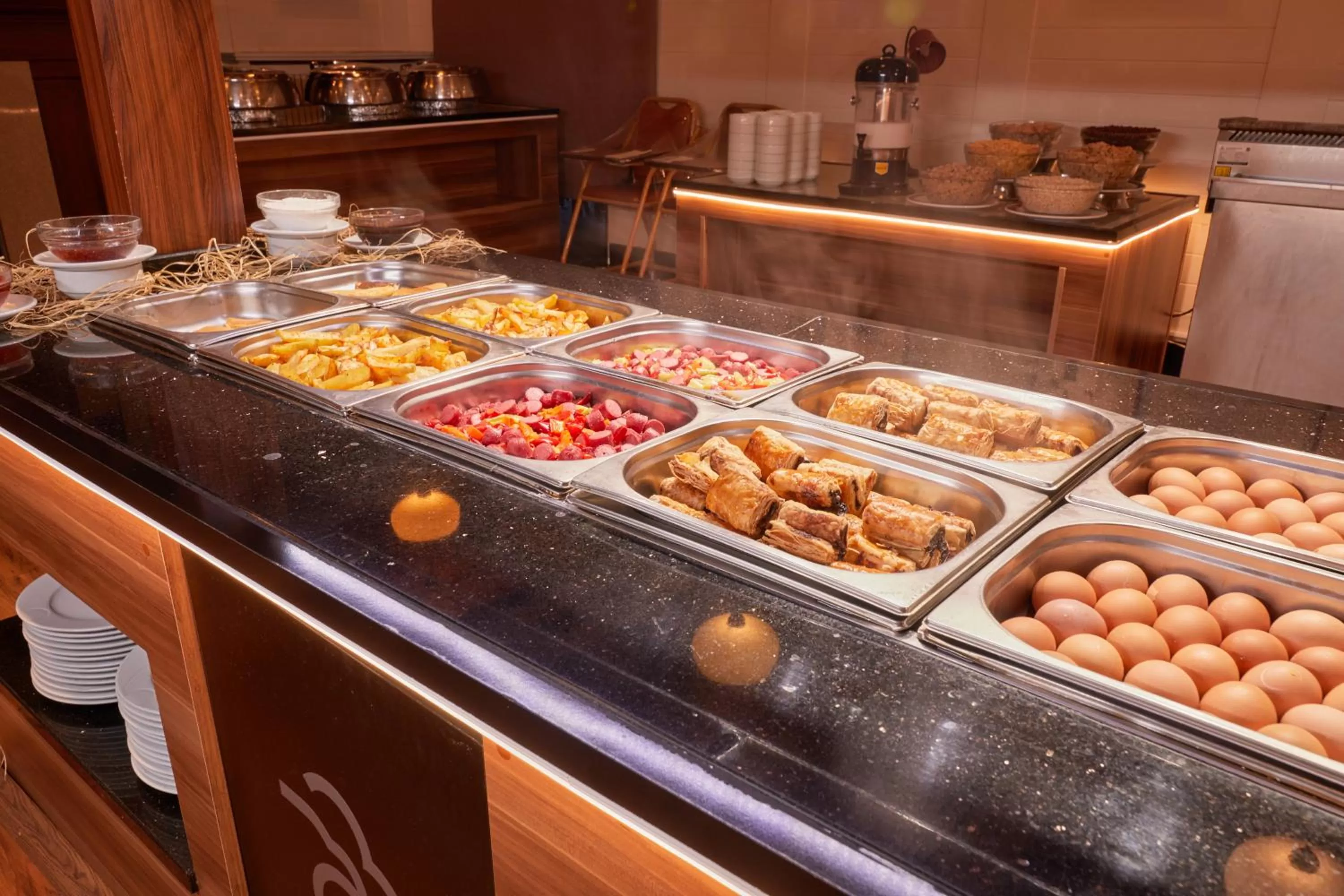 Restaurant/places to eat in Dedeman Palandoken Ski Lodge Hotel