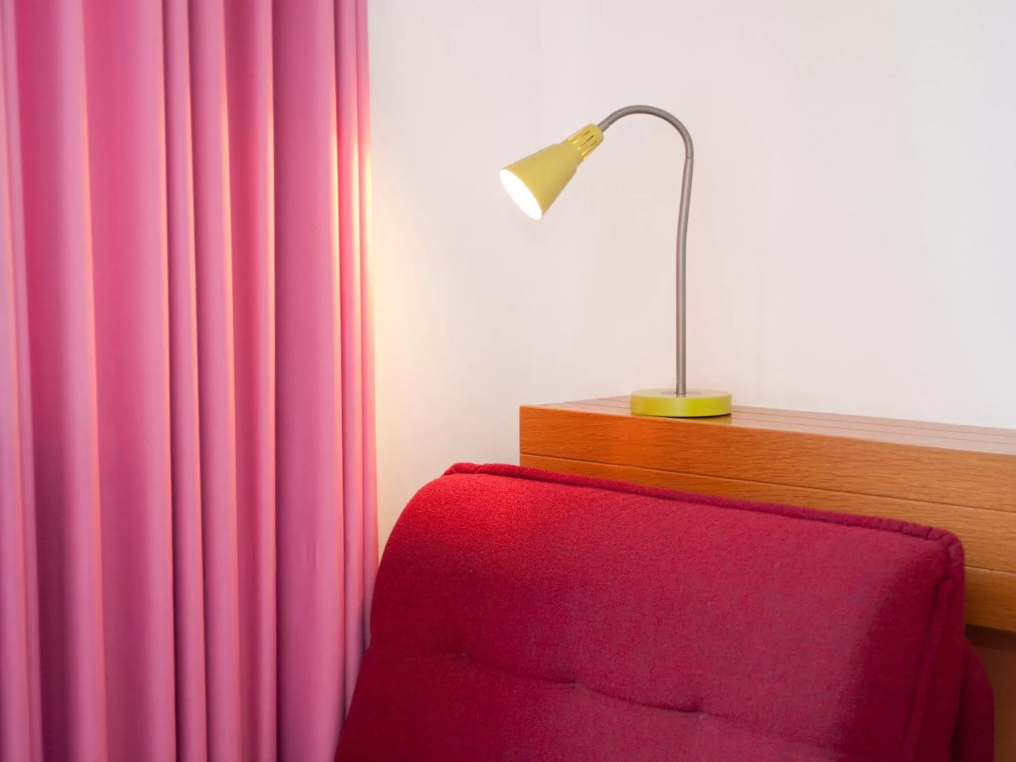 Seating area in 1st Creatif Hotel Elephant