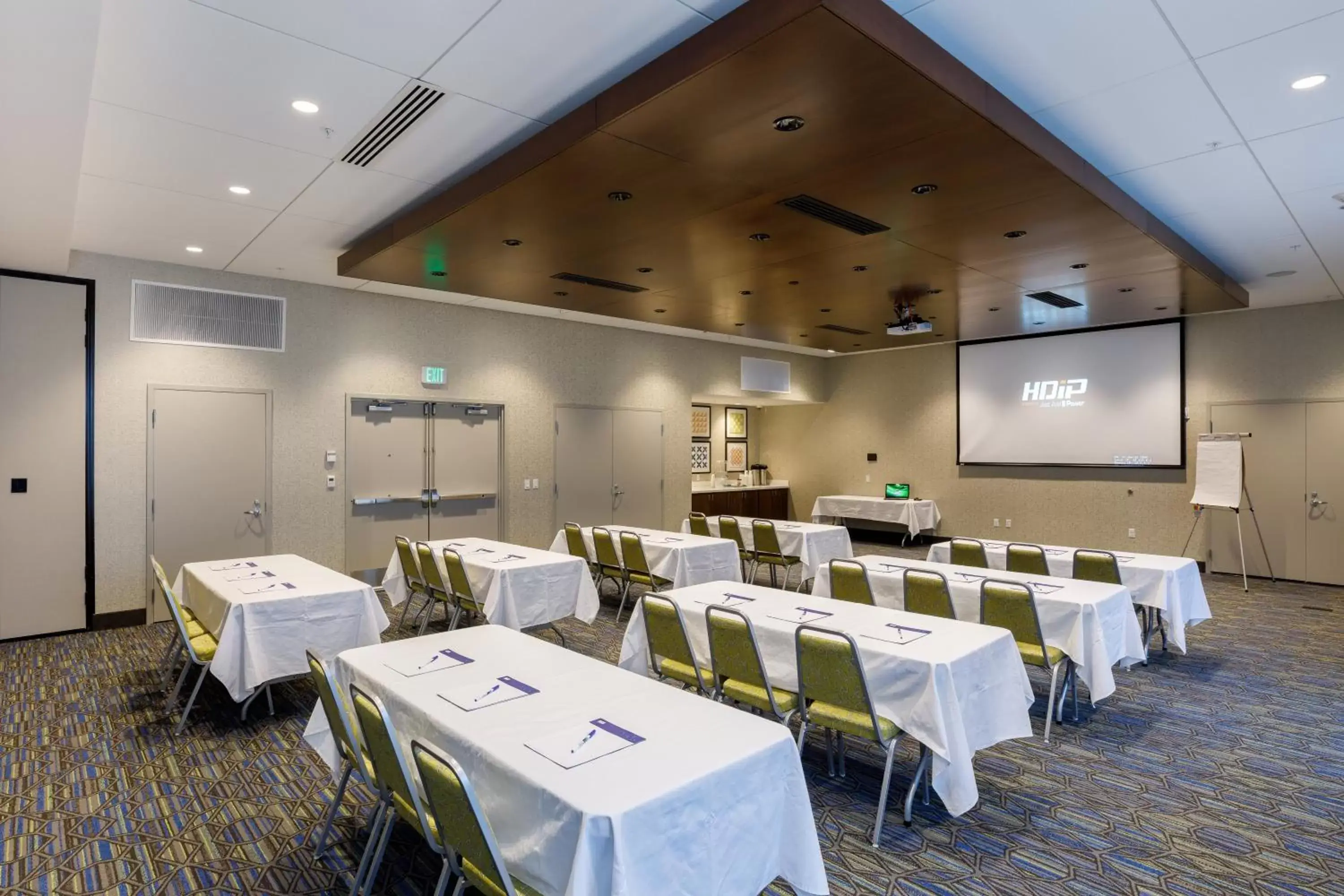 Meeting/conference room in Holiday Inn Express & Suites - Sturbridge, an IHG Hotel