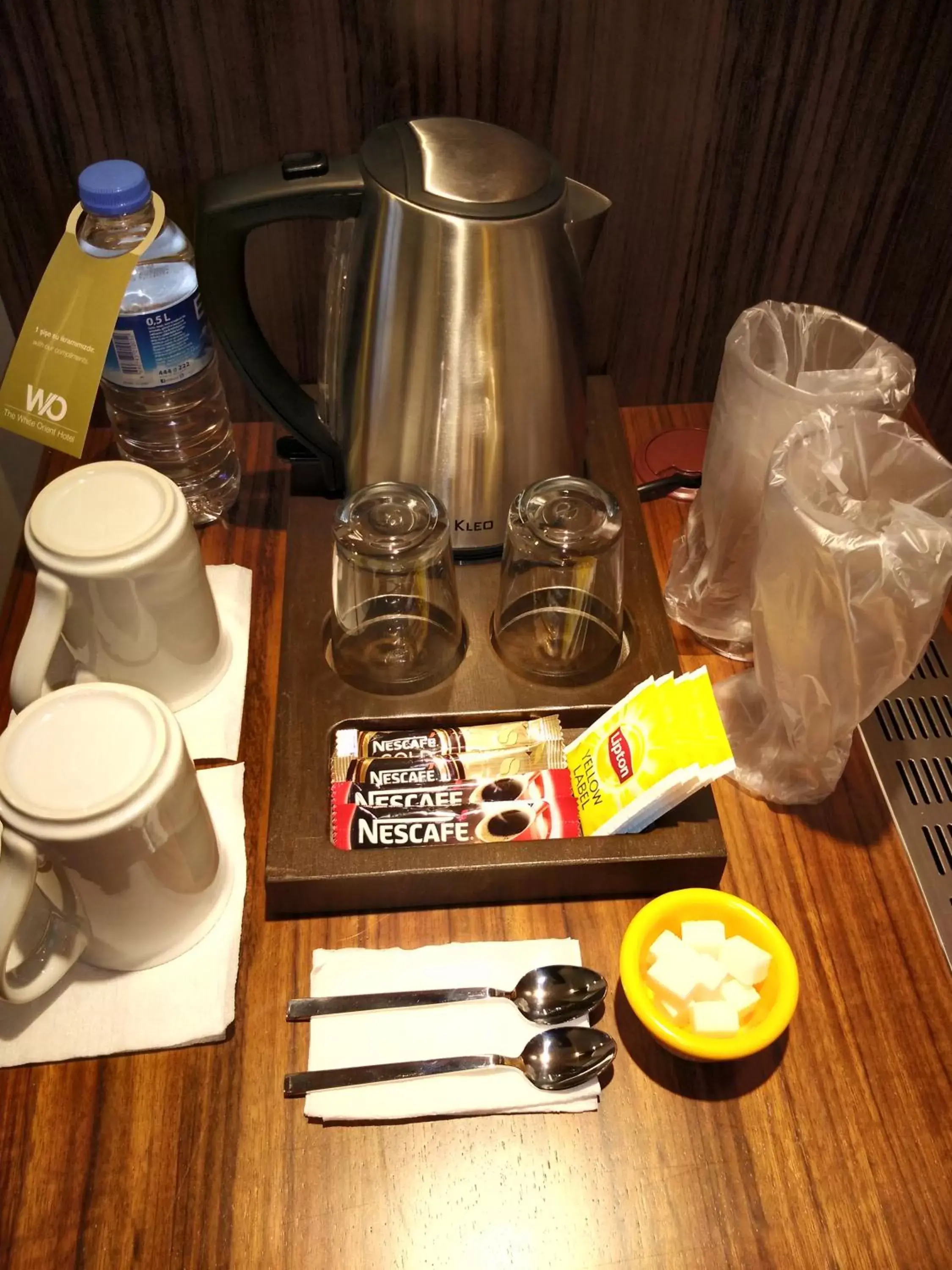 Coffee/tea facilities in The White Orient Hotel