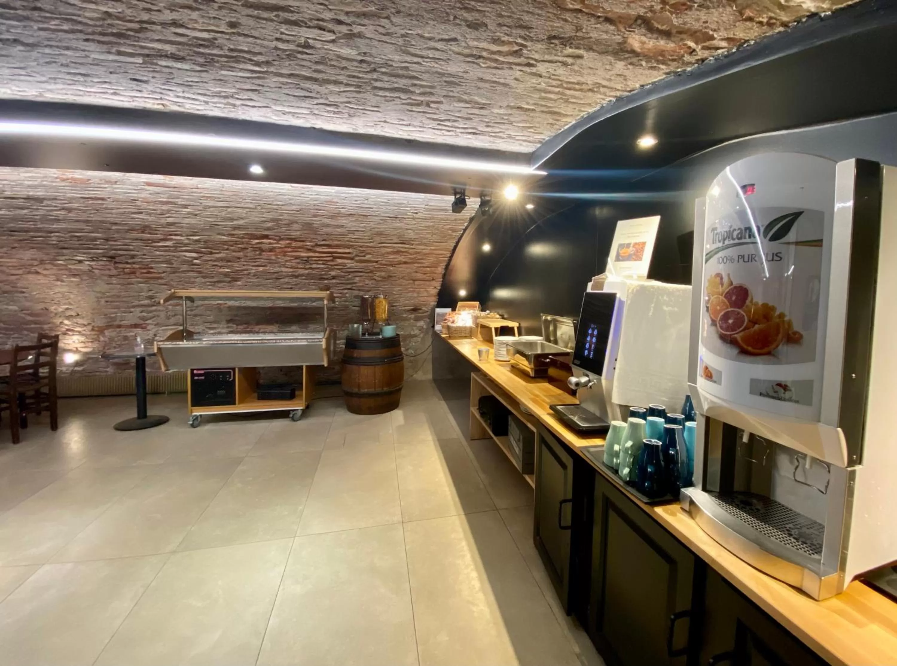 Breakfast in Kyriad Chalon-Sur-Saone Centre