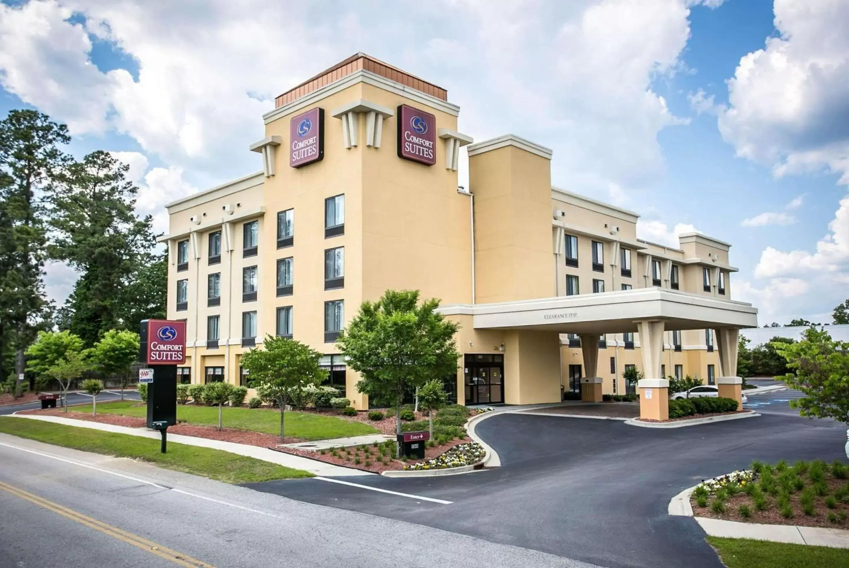 Property Building in Comfort Suites Columbia Northeast - Fort Jackson