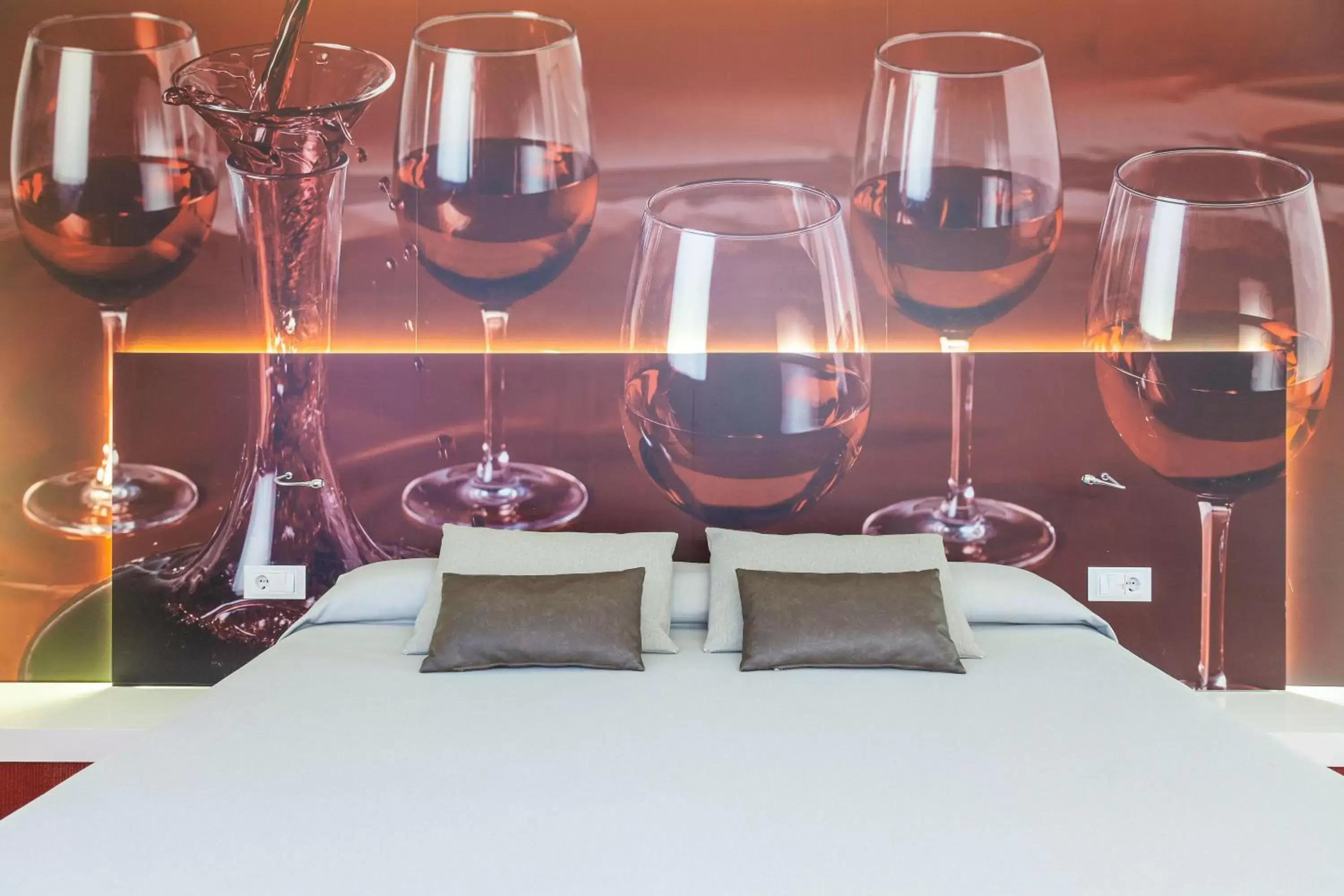 Bed in Hotel Macià Granada Five Senses Rooms & Suites