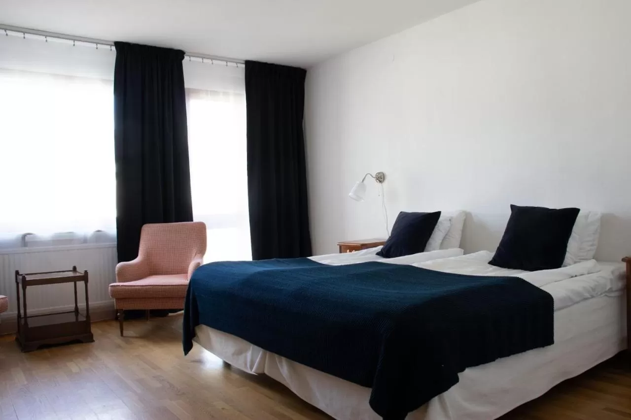 Property building, Bed in Hotel Statt Söderhamn by First Hotels