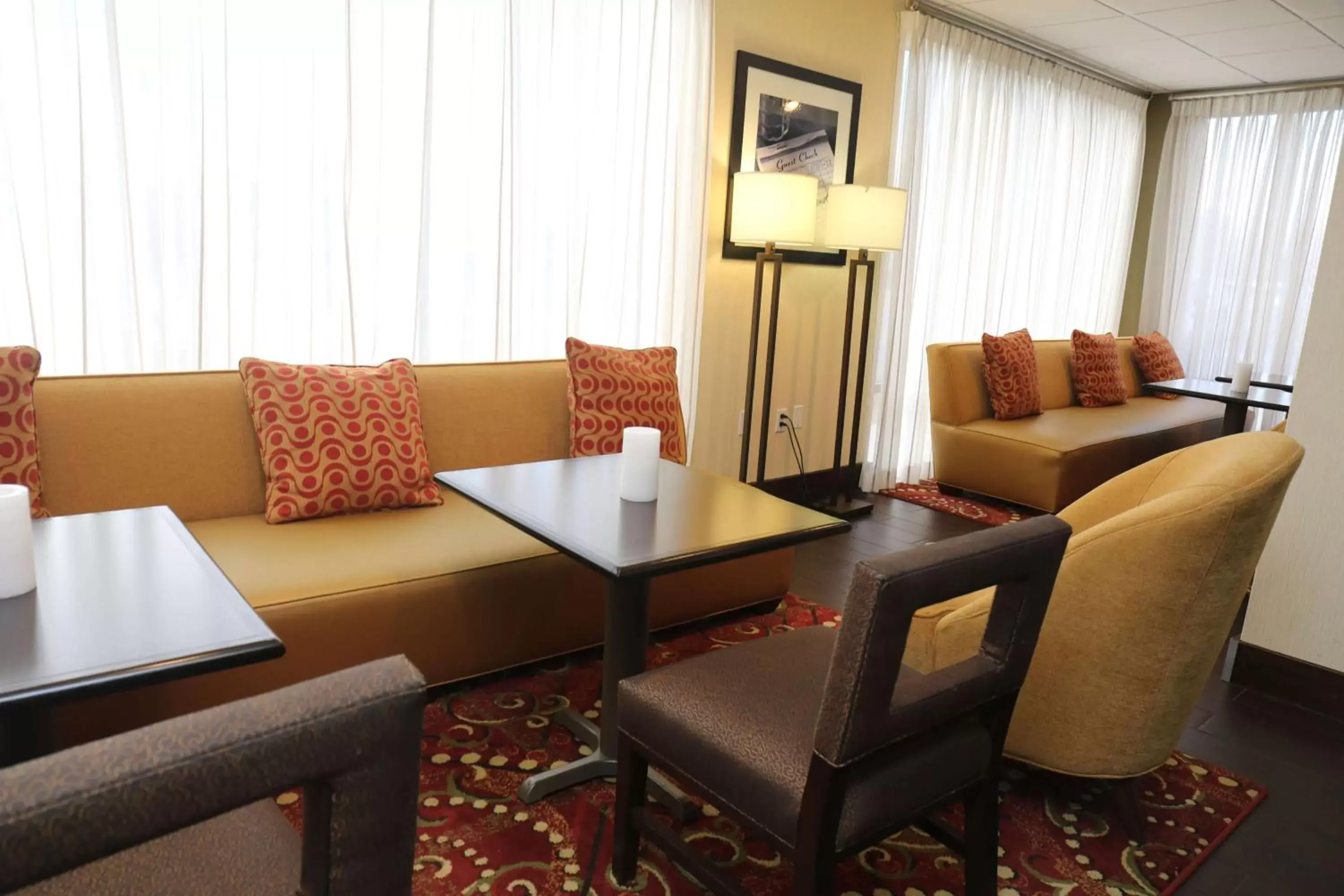 Dining area, Seating Area in Hampton Inn Sumter