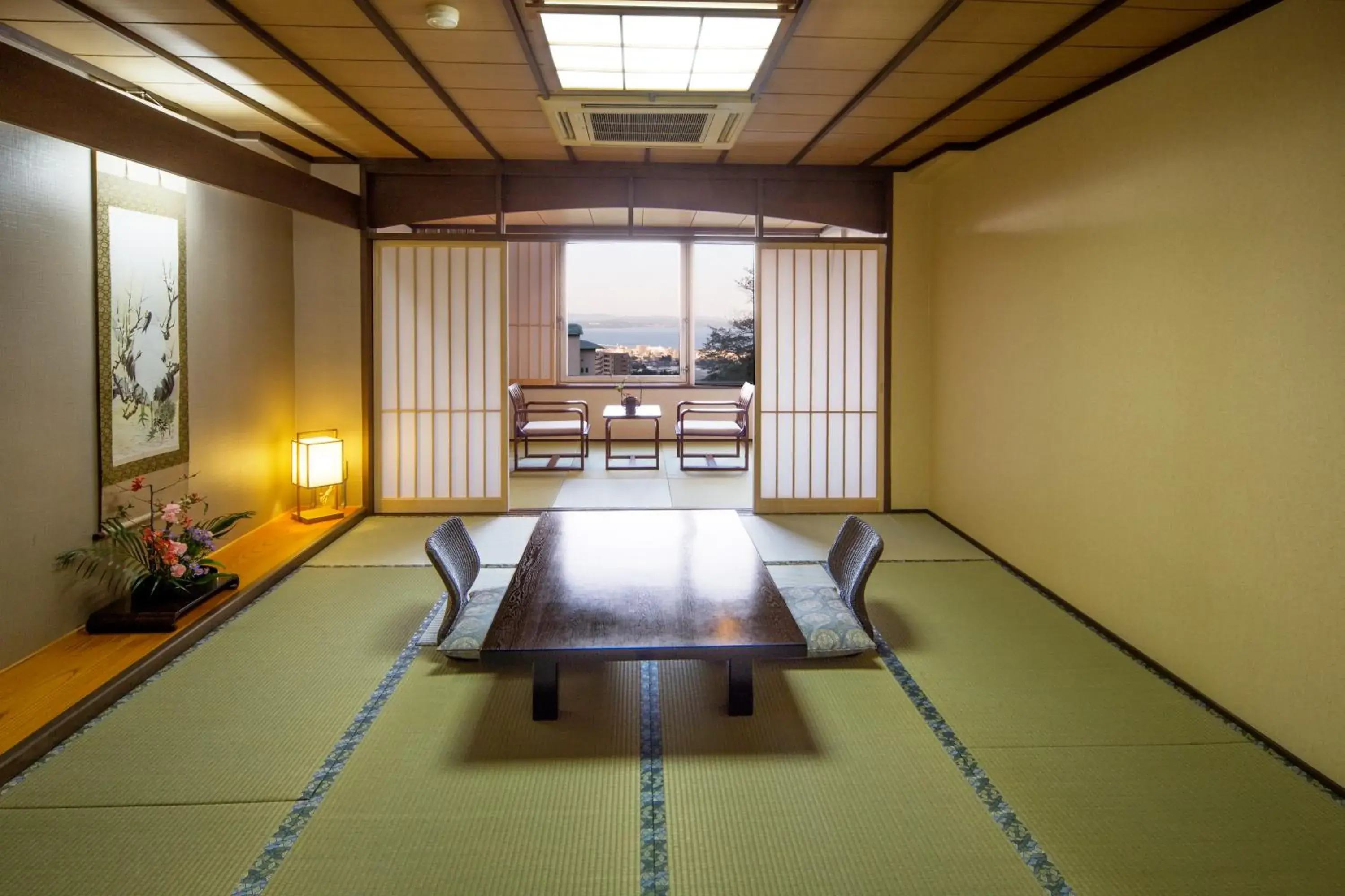 Photo of the whole room in Ryochiku Bettei Hotel