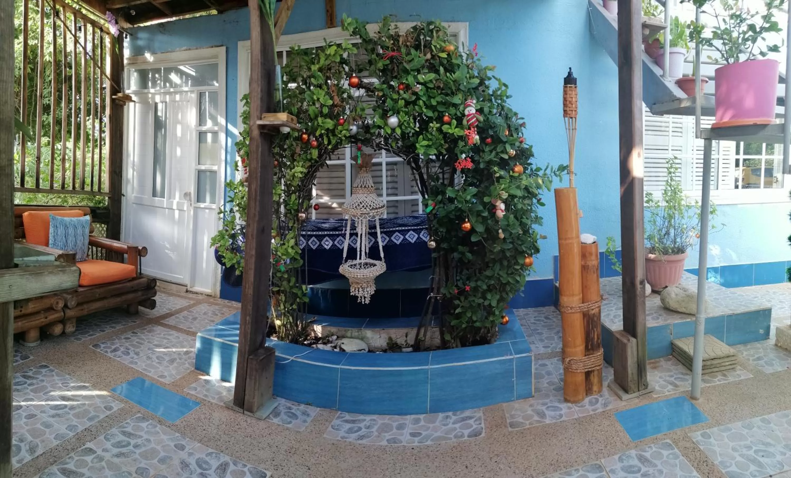 Garden view in Casa Royal Palm Inn