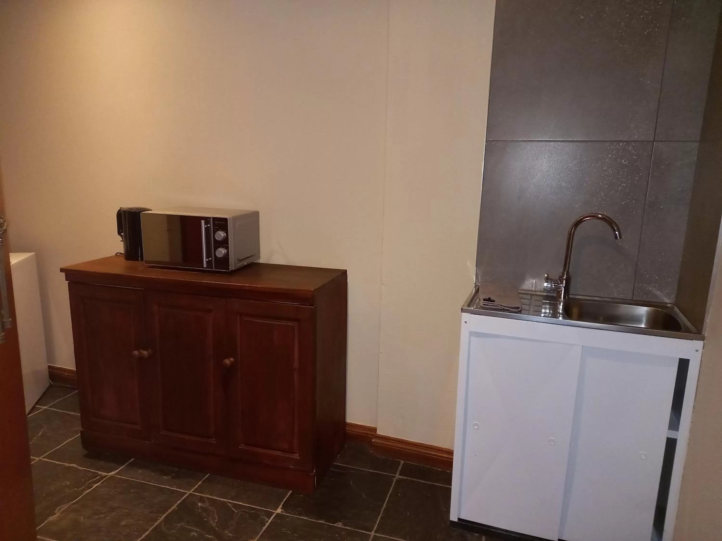 Kitchen/Kitchenette in Troas Boutique hotel