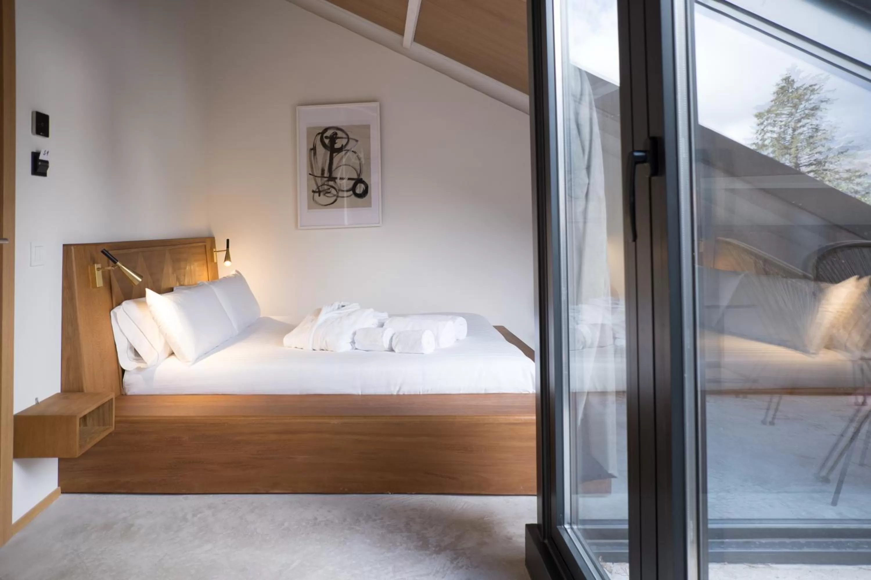 Bed in BOX ART ALPINO