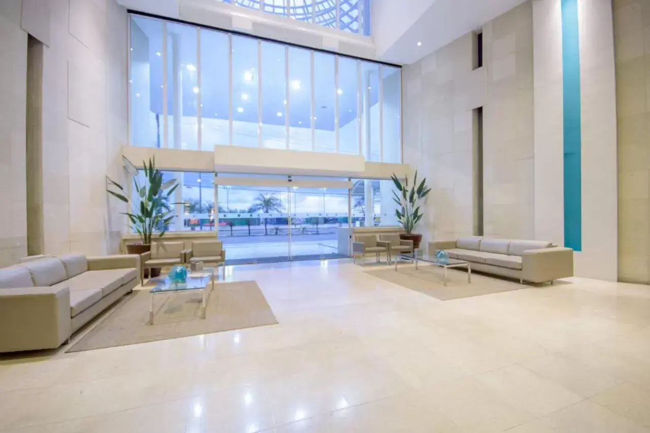 Lobby/Reception in Oasis Atlantico Imperial