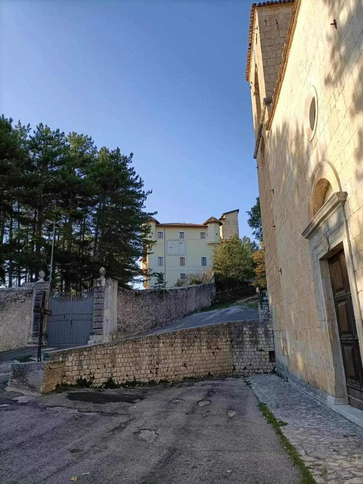 Landmark view, Property Building in Casa Fra Ambrogio