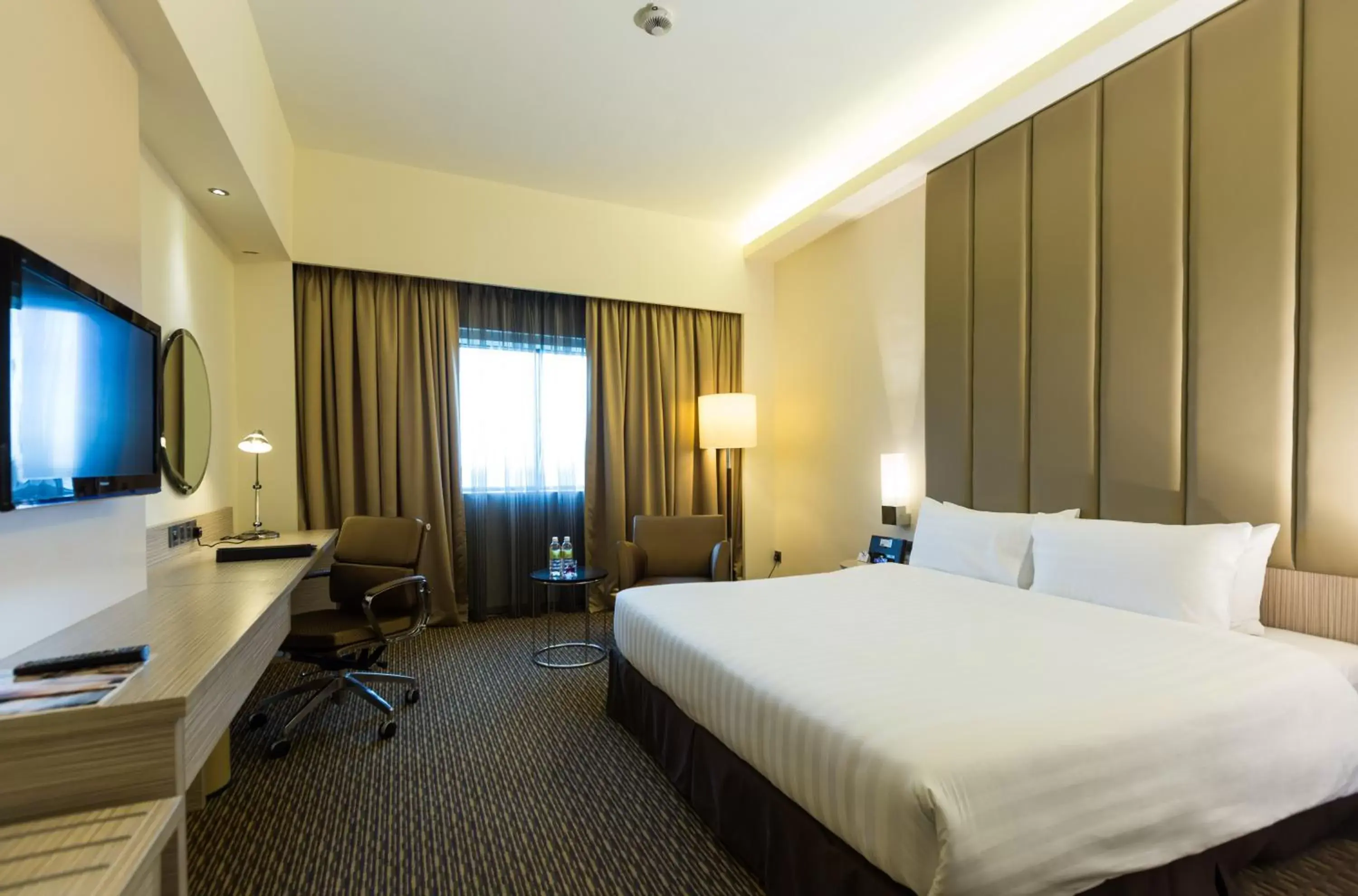 Shower, Bed in Sunway Hotel Seberang Jaya