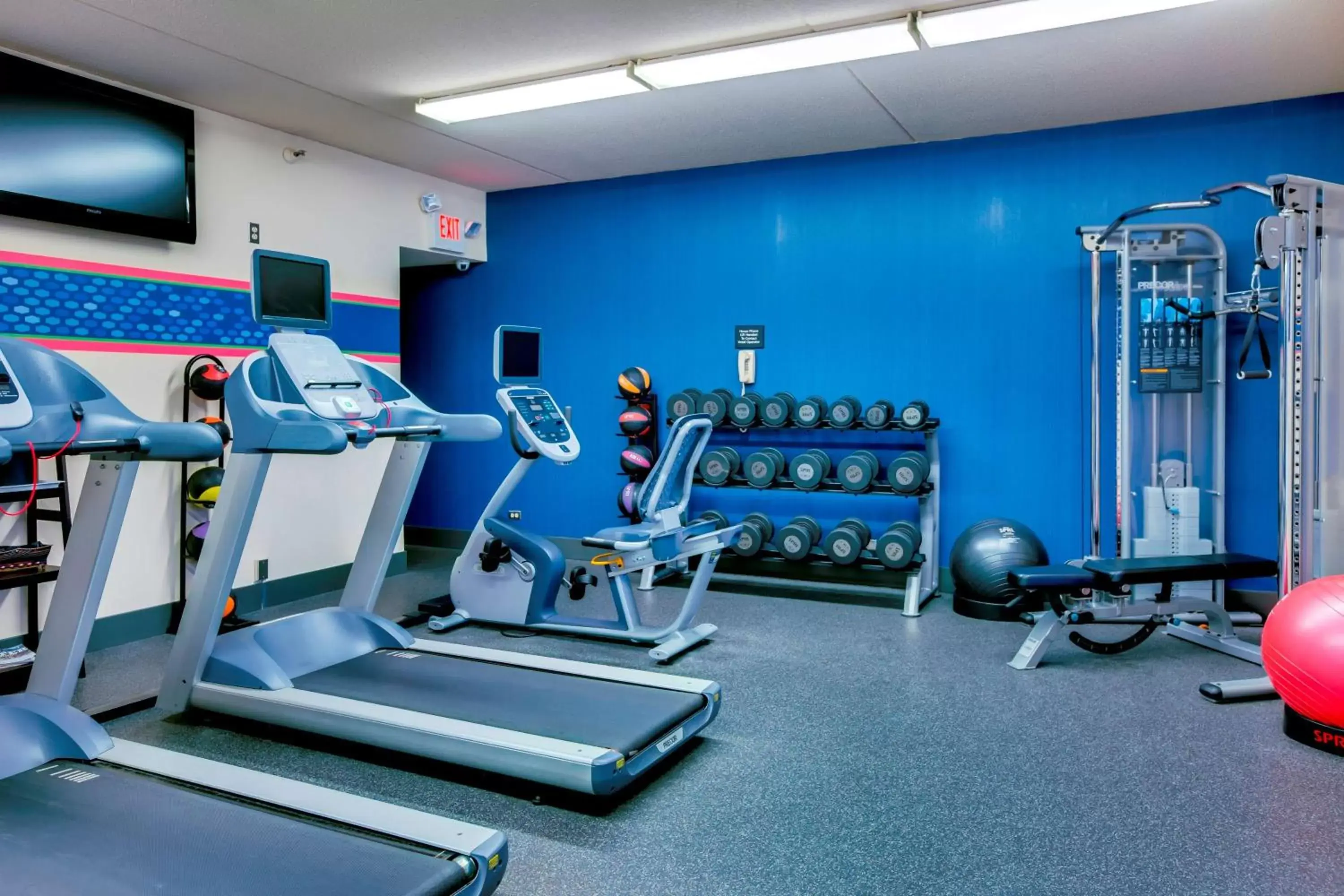 Fitness centre/facilities in Hampton Inn Pittsburgh/Airport Fitness centre/facilities in Hampton Inn Pittsburgh/Airport