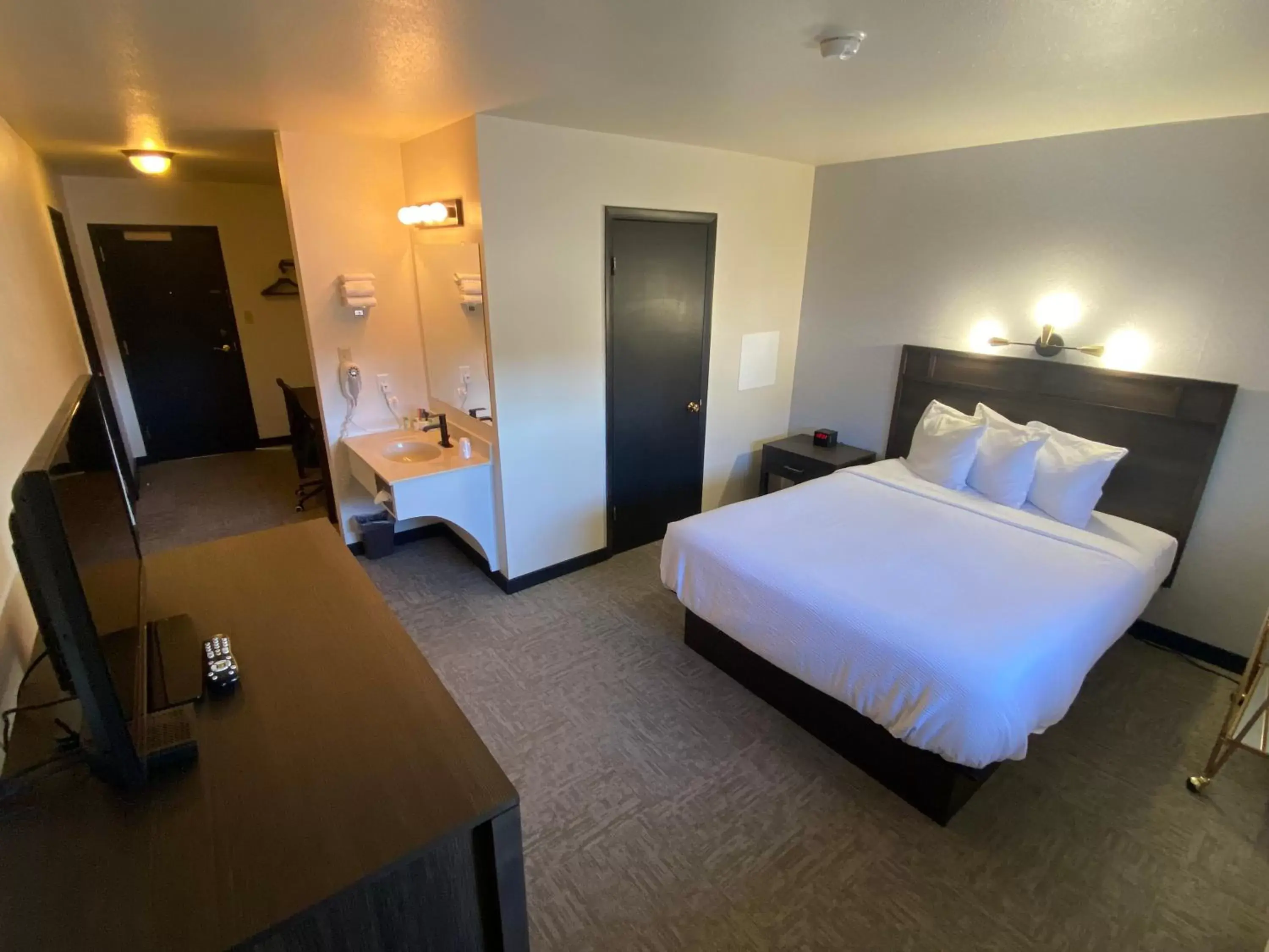 Bedroom, Bed in The Scout INN Bedroom, Bed in The Scout INN