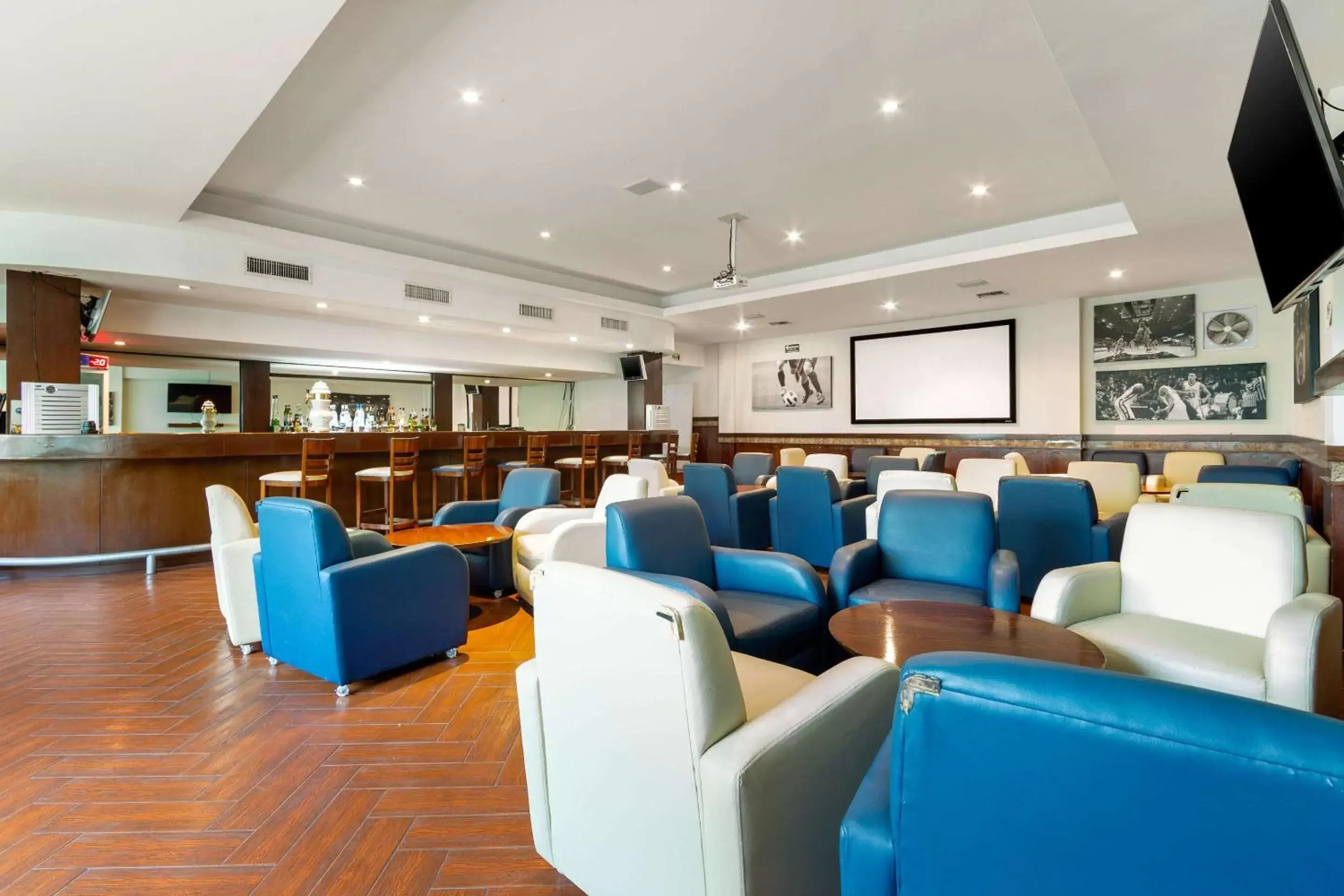 Lounge or bar in Hotel Comfort Inn Monterrey Norte