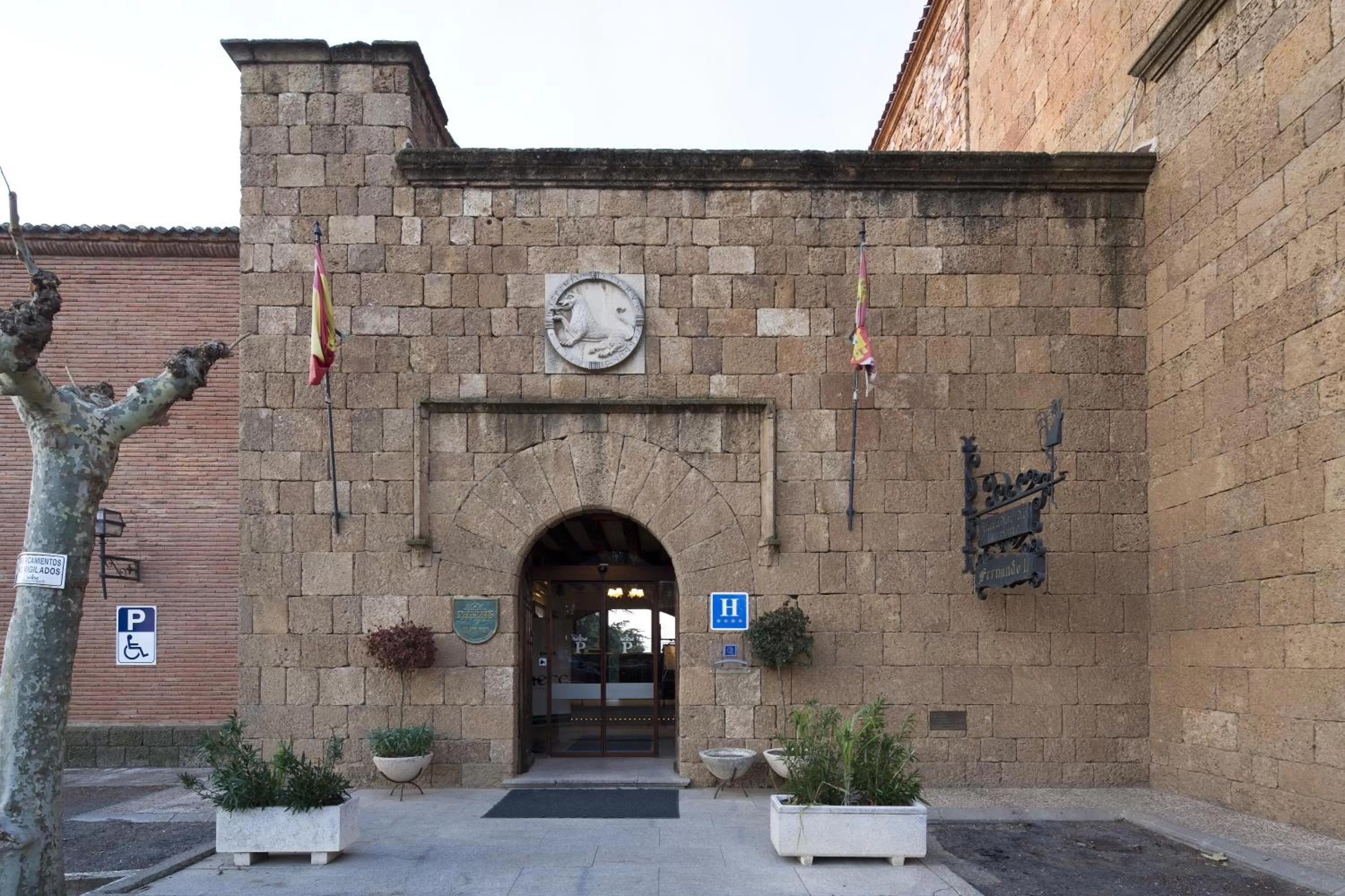 Lobby or reception in Parador de Benavente