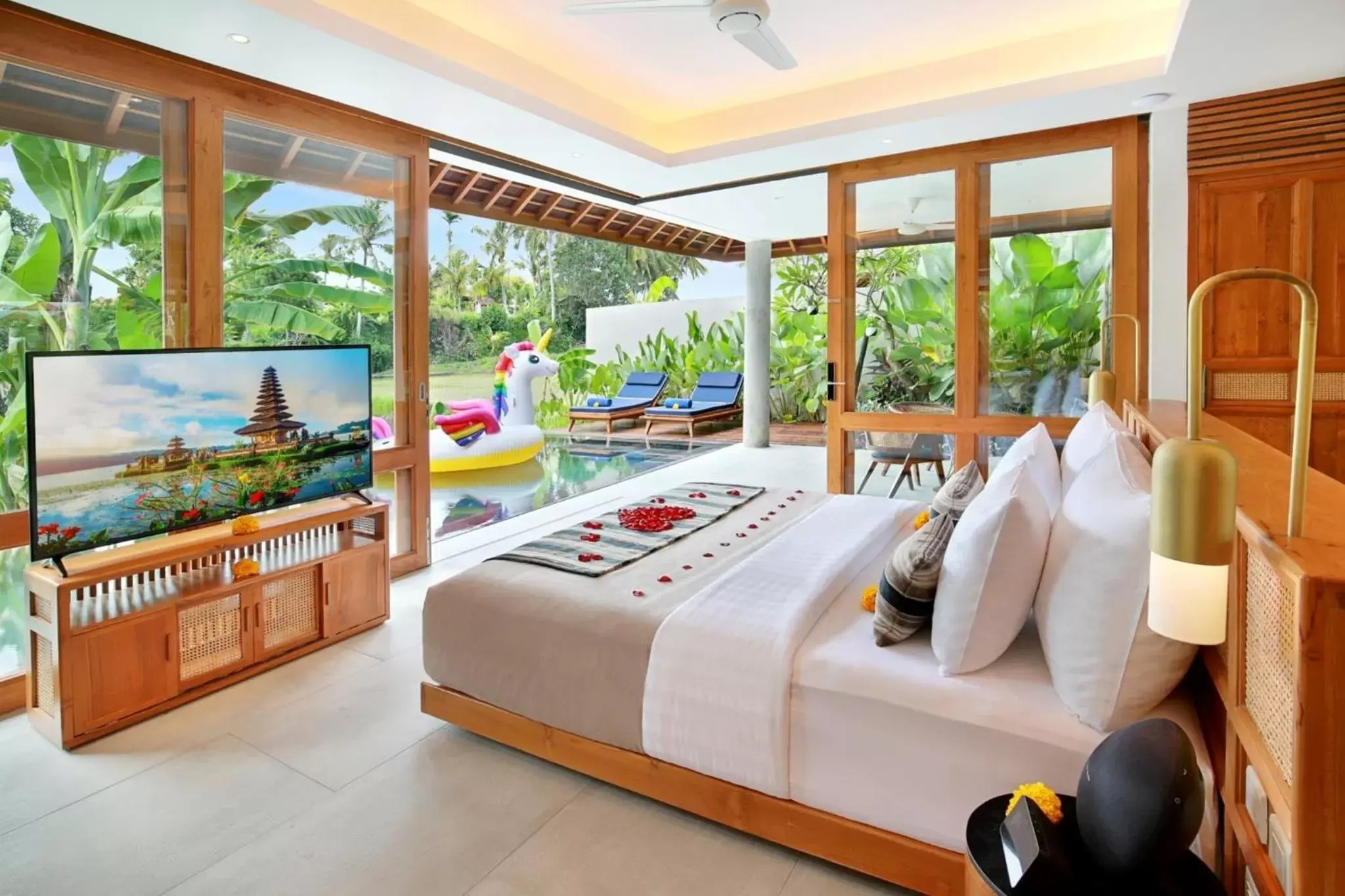 Bed in Kaamala Resort Ubud by Ini Vie Hospitality