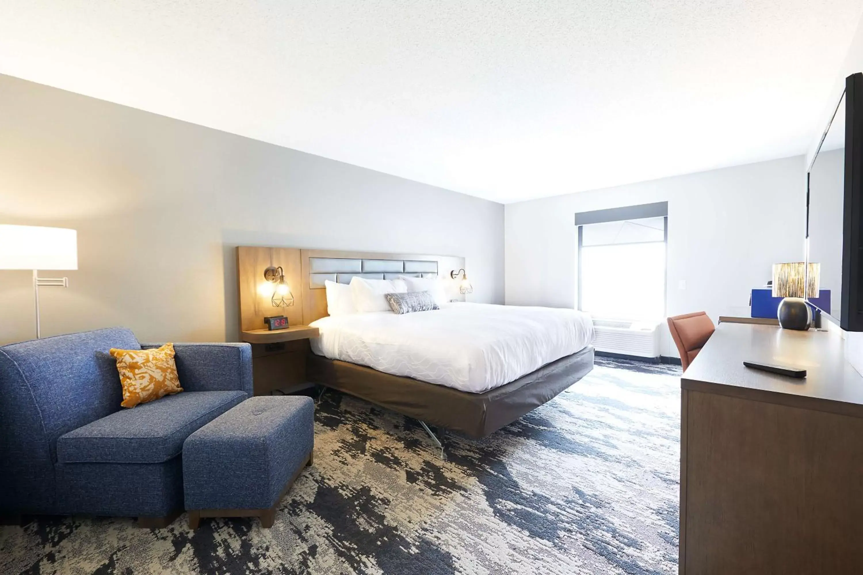 Bedroom, Bed in Best Western Plus Bourbonnais Hotel & Suites