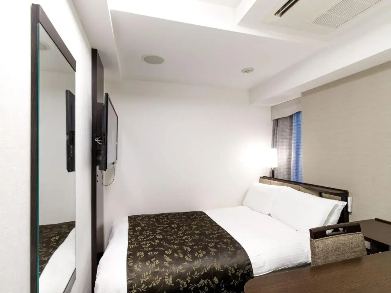 Bed in APA Hotel Ginza Kyobashi Tokyo Eki Yaesu Minamiguchi Bed in APA Hotel Ginza Kyobashi Tokyo Eki Yaesu Minamiguchi