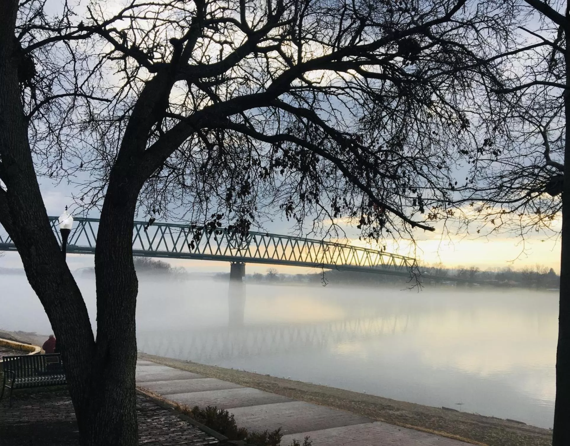 River view in Lafayette Hotel Marietta