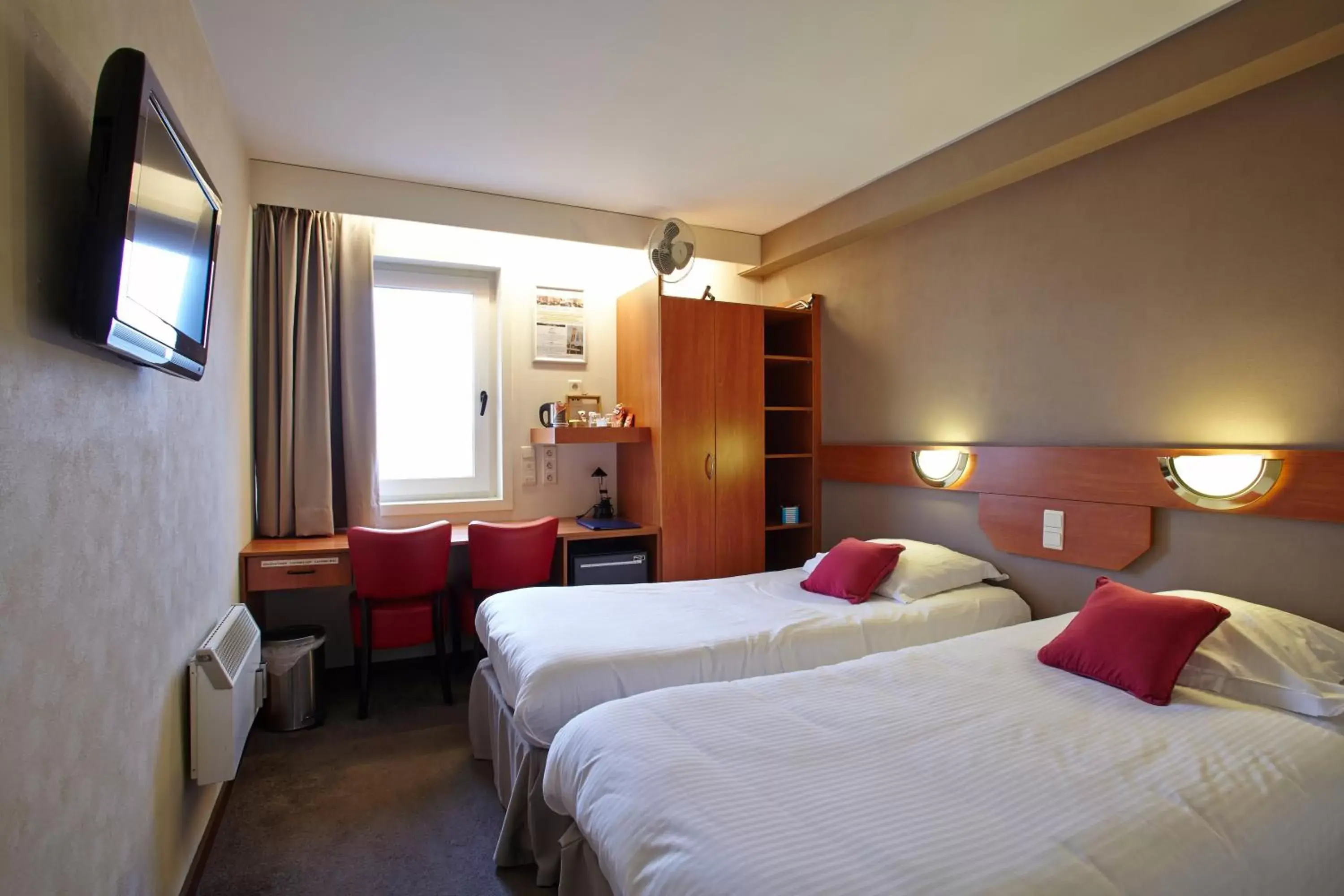 Bedroom, Bed in Vivaldi Hotel