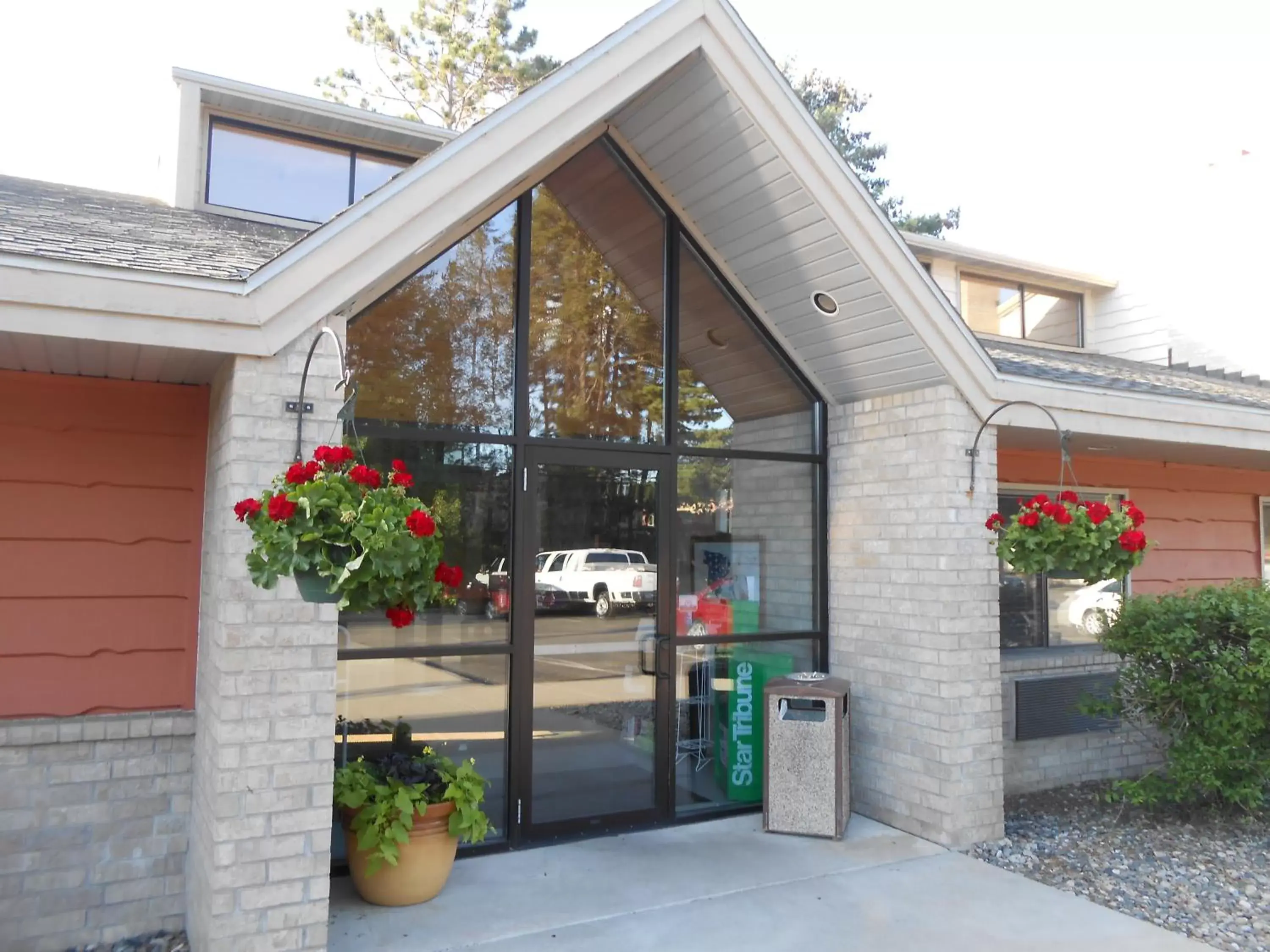 Facade/entrance in AmericInn by Wyndham Grand Rapids