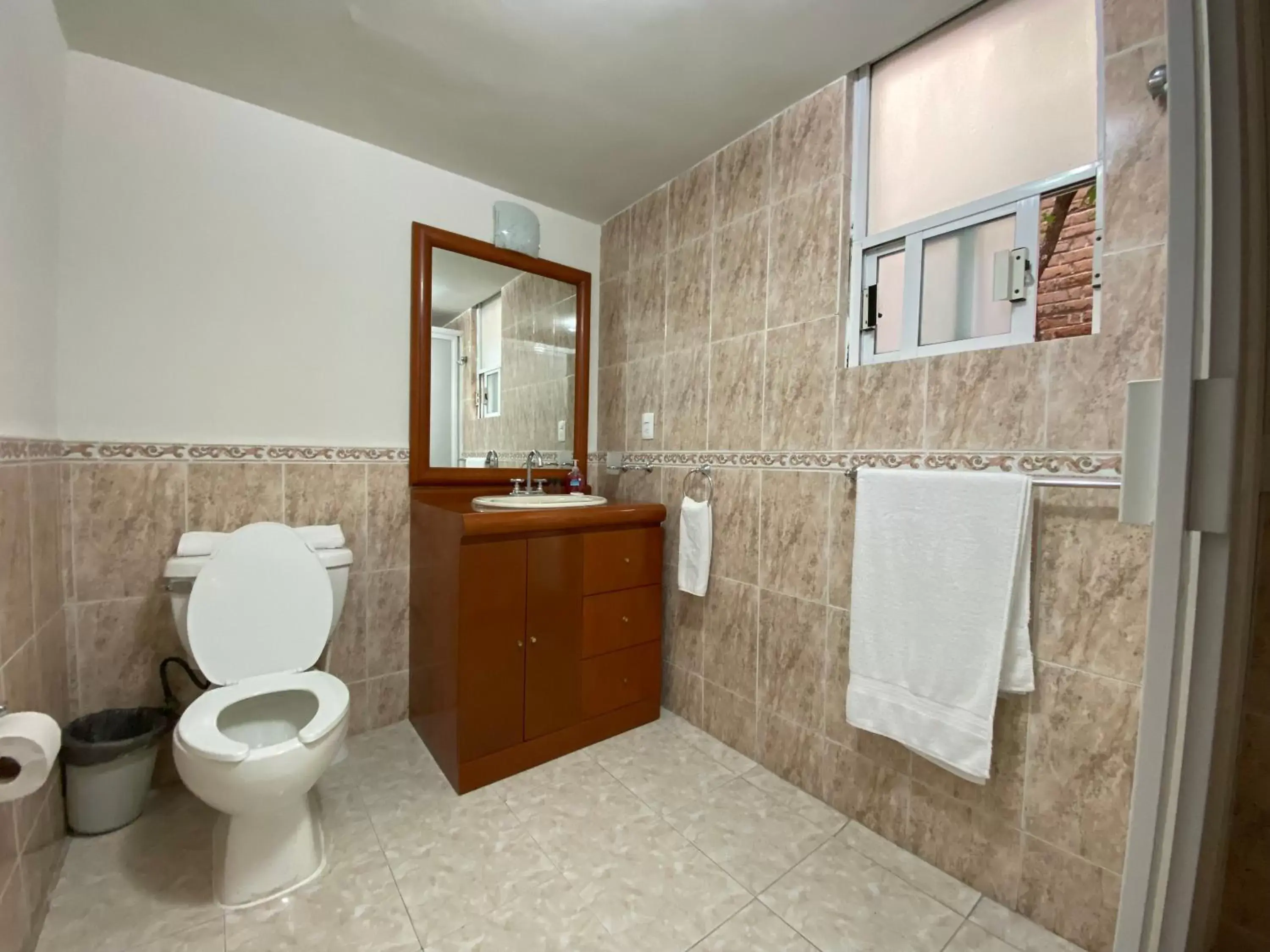 Bathroom in Grupo Kings Suites - Bosques de Duraznos 78