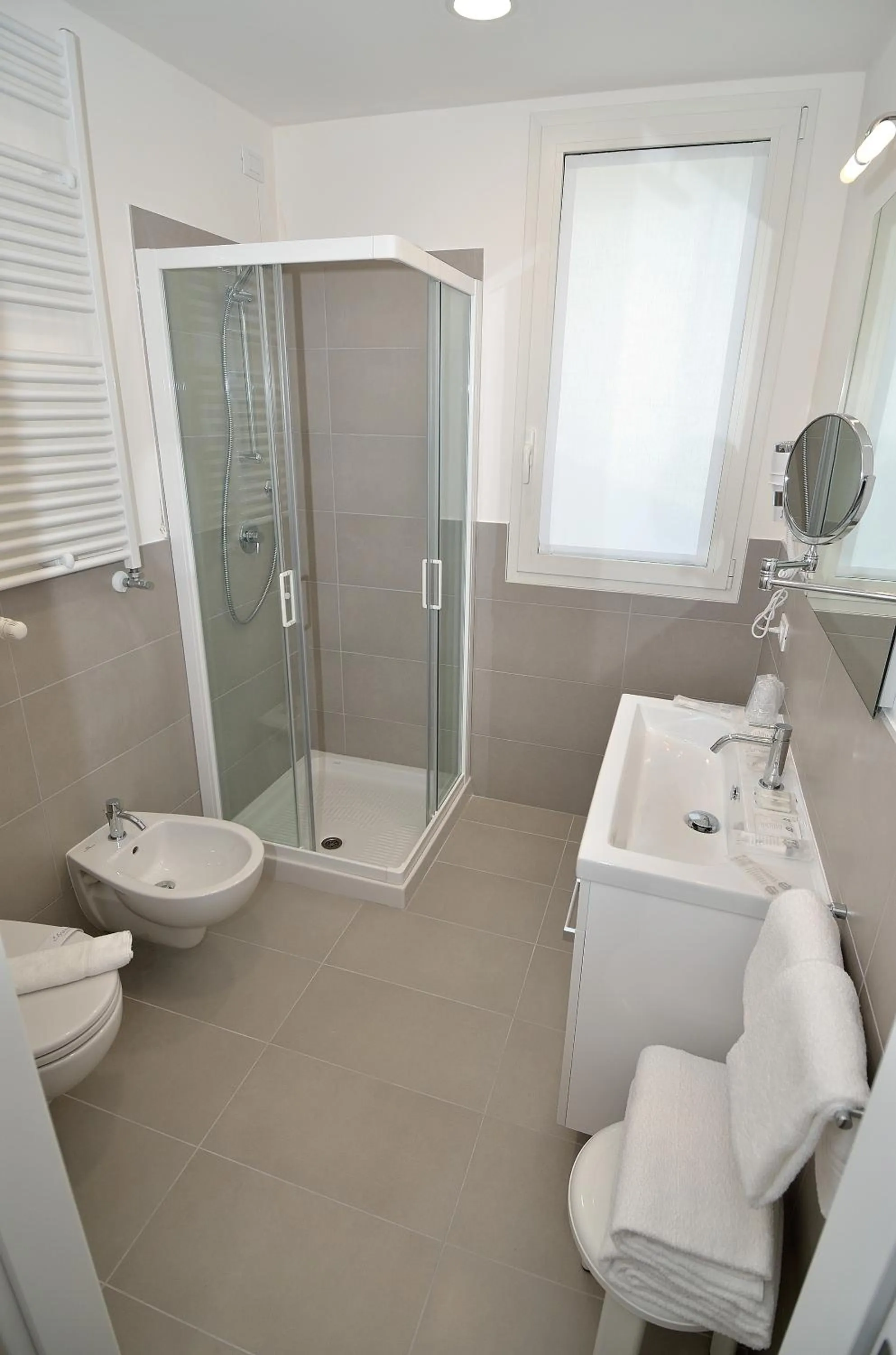 Shower in Hotel Nuova Mestre