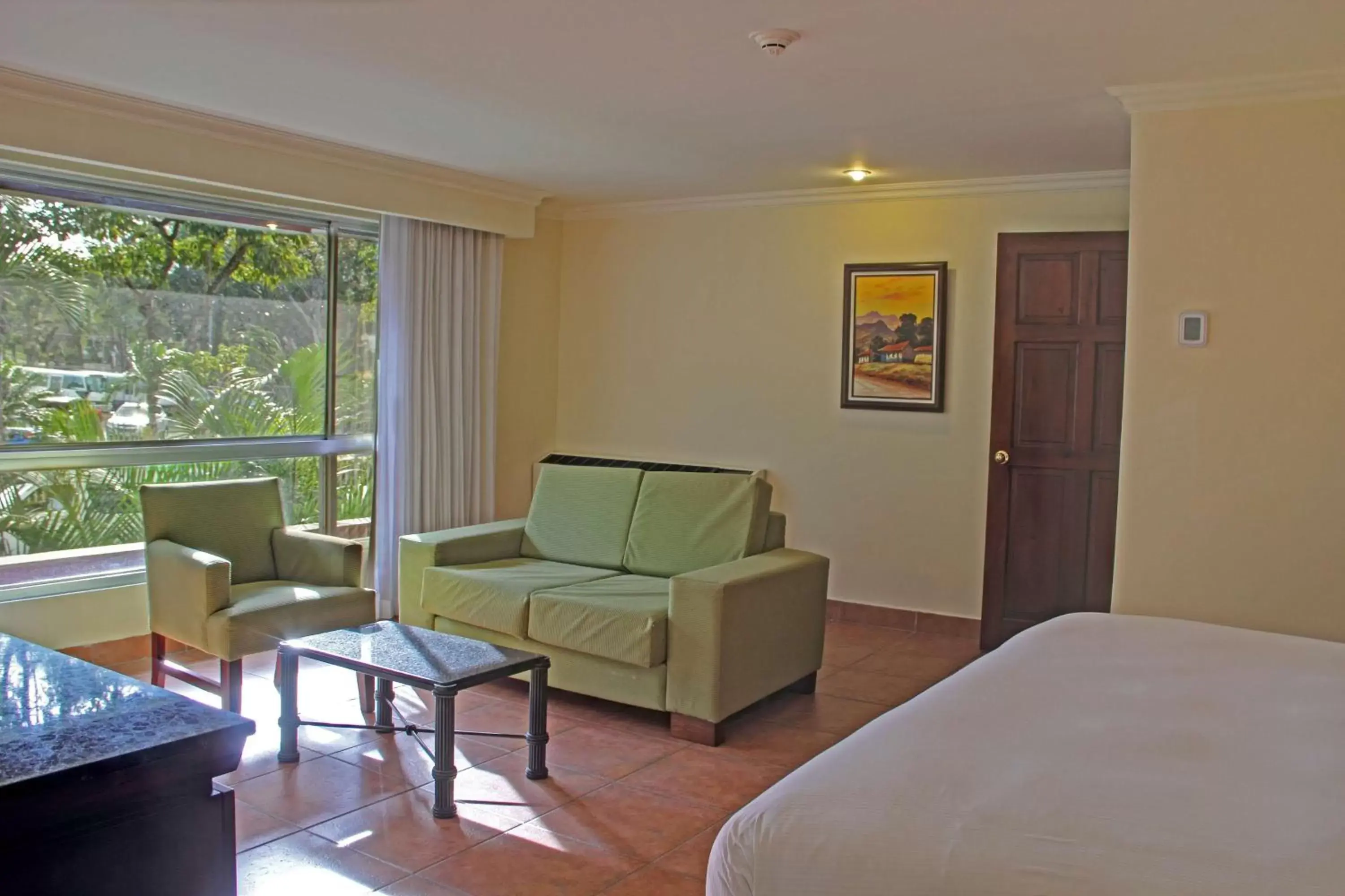 Bed, Seating Area in Hilton Cariari DoubleTree San Jose - Costa Rica