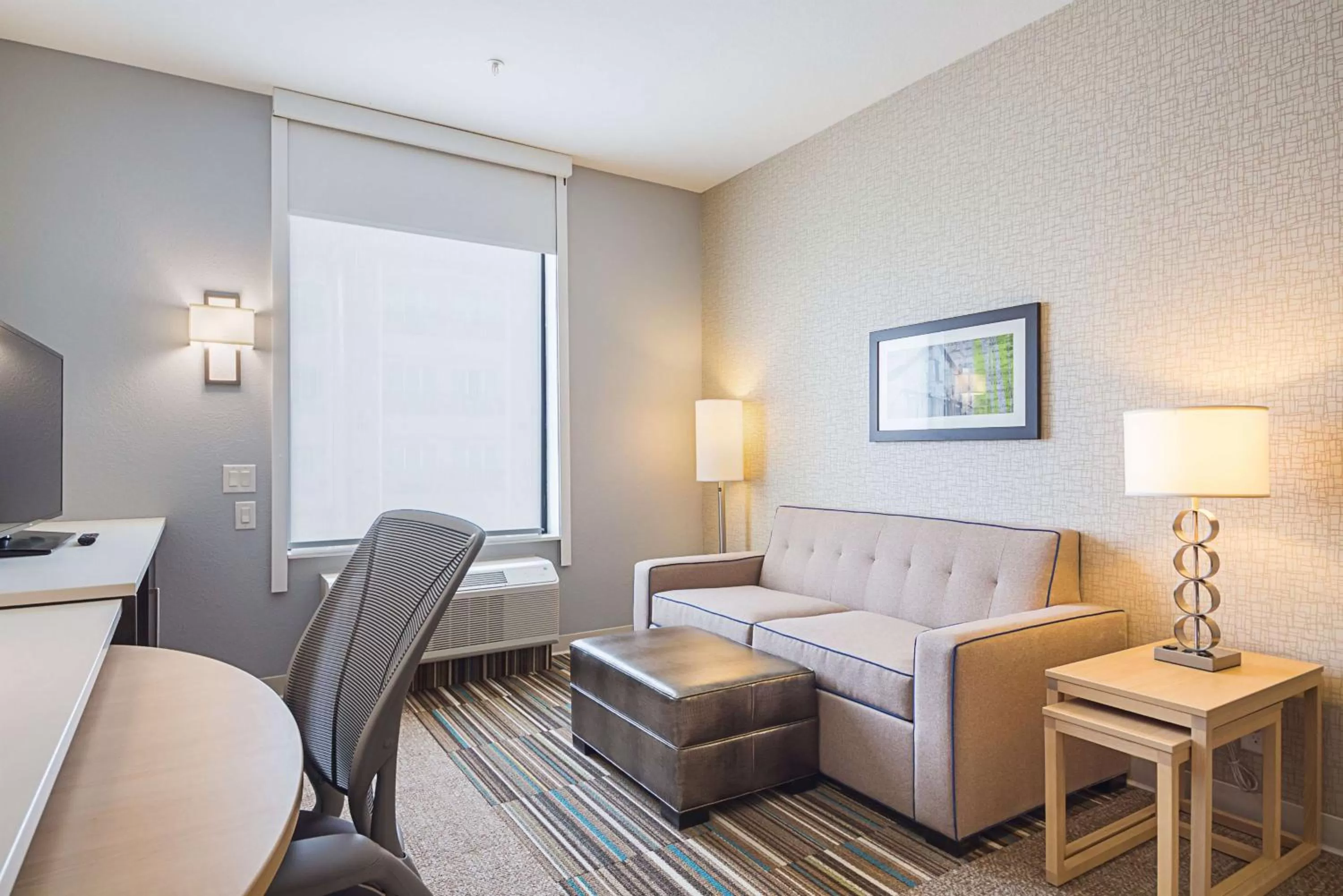 Living room in Home2 Suites By Hilton Dallas Grand Prairie