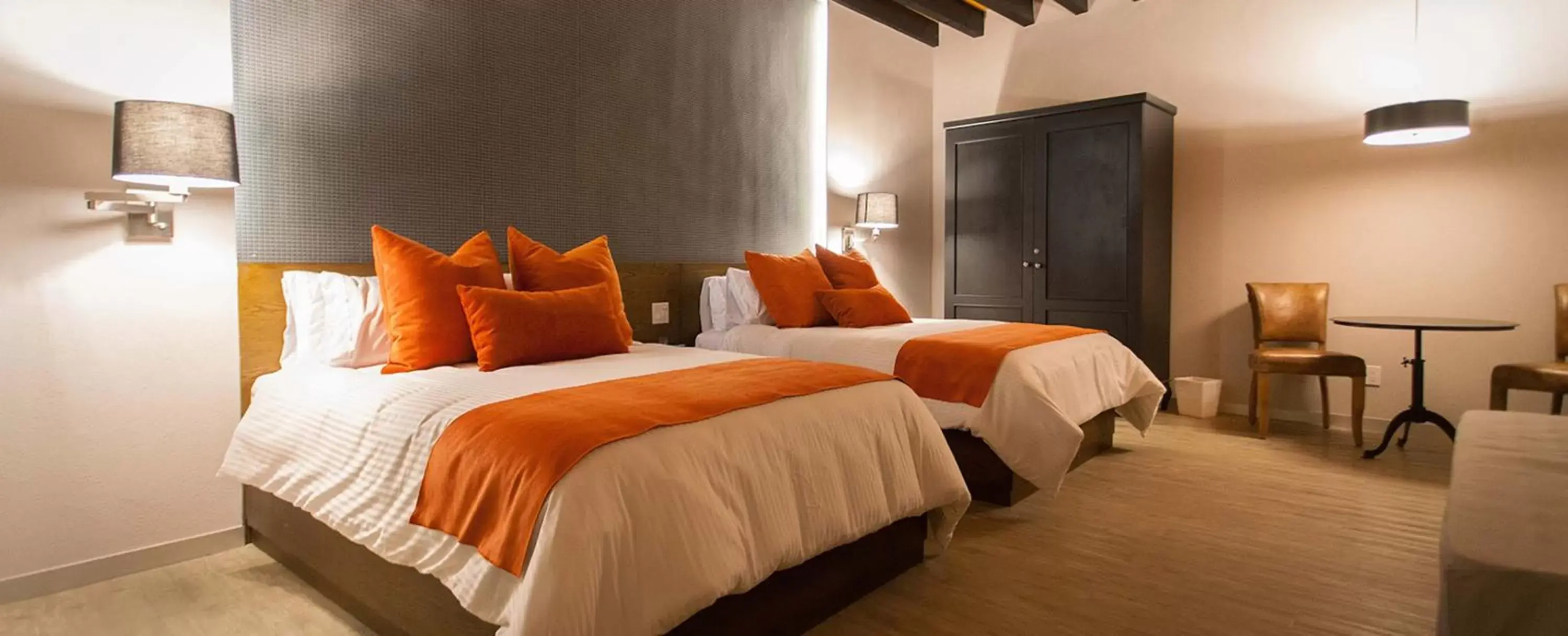 Photo of the whole room, Bed in Othelo Boutique Hotel Mexico