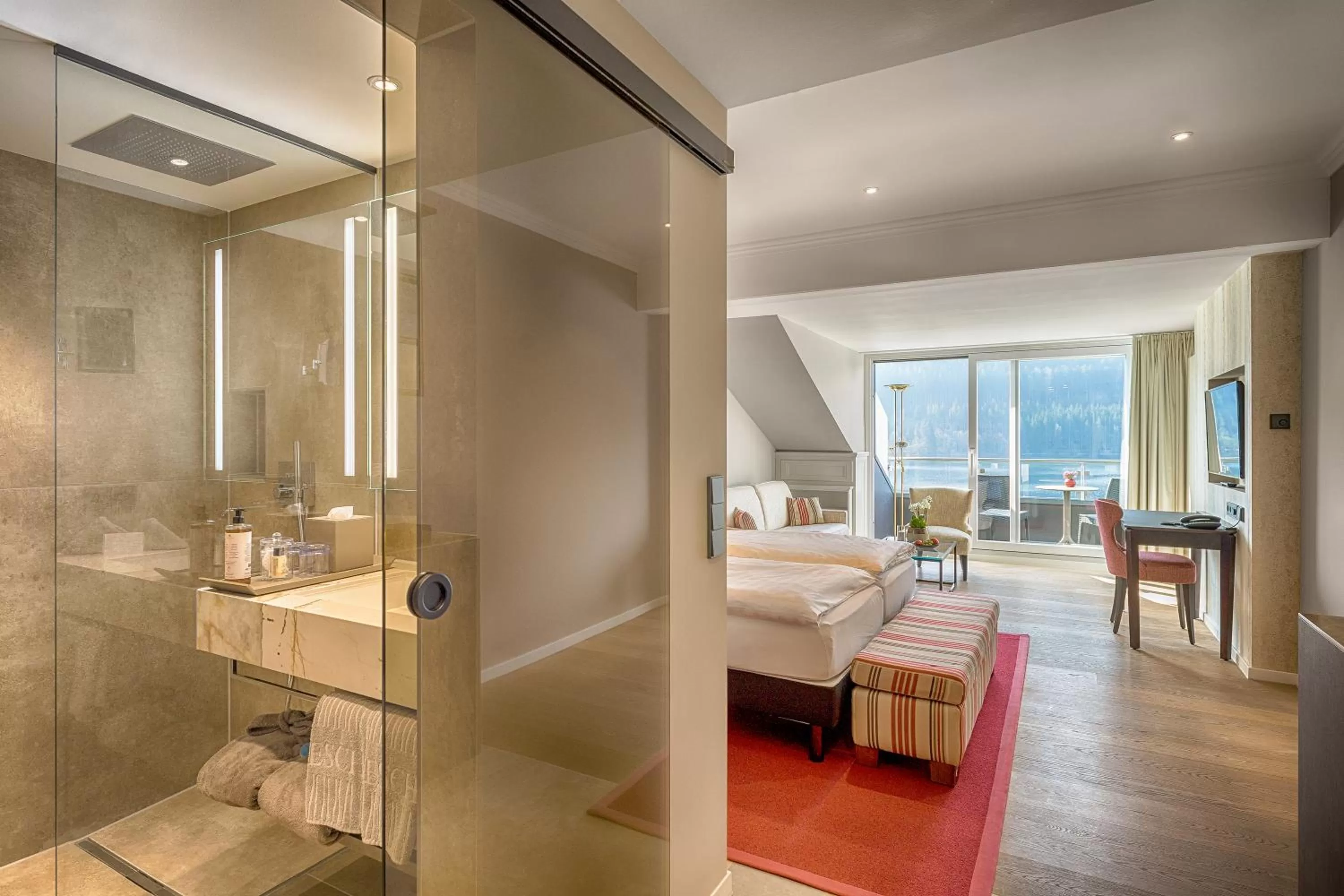 Bed in Treschers Schwarzwald Hotel