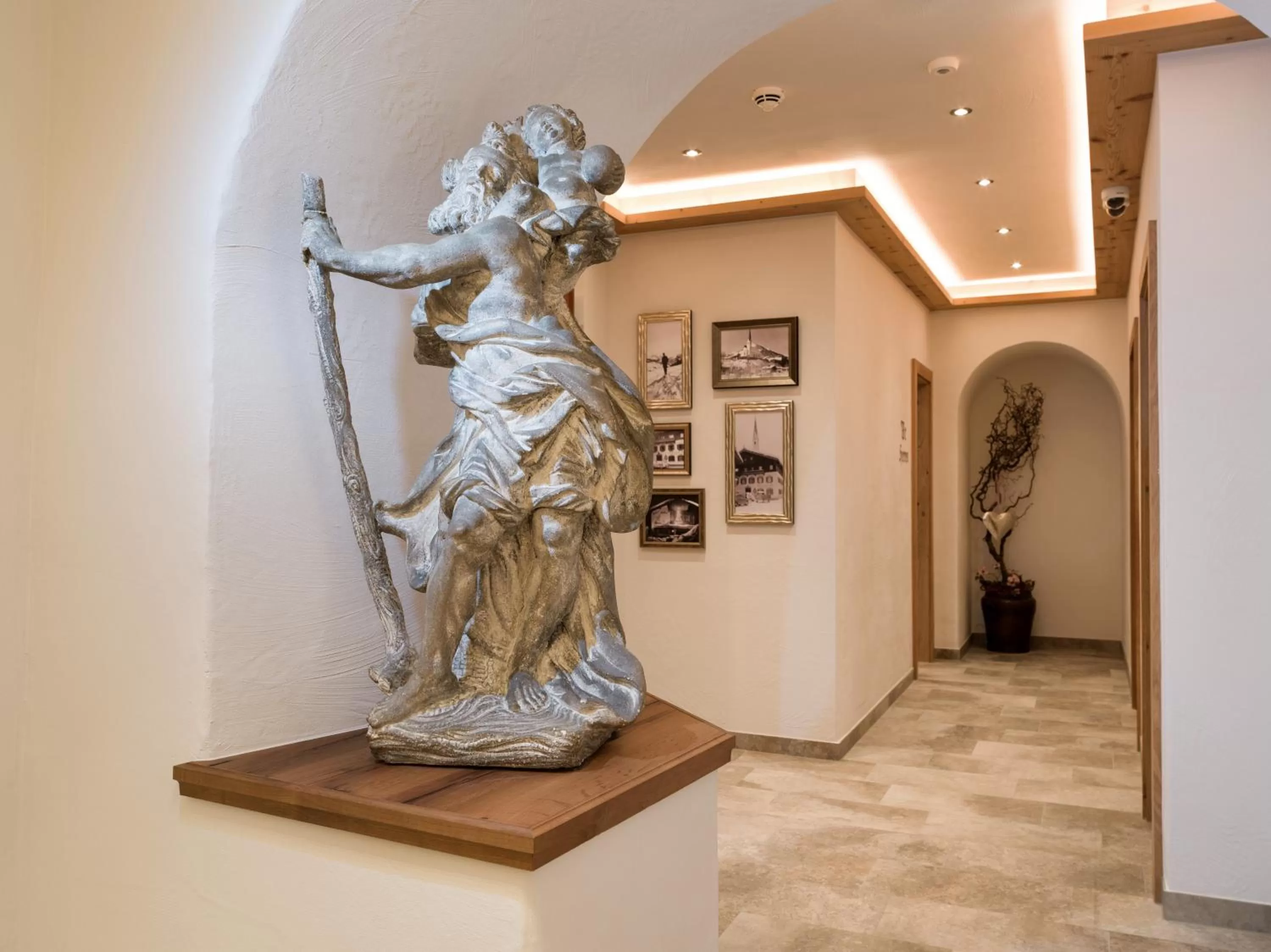 Decorative detail in Alpen Glück Hotel Unterm Rain garni