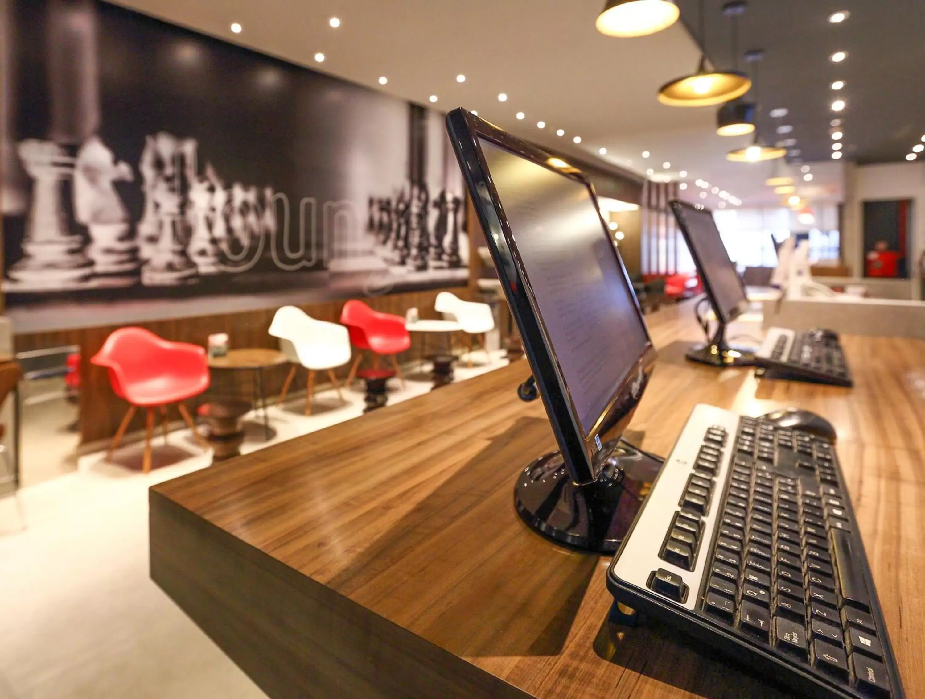 Lounge or bar in ibis Buenos Aires Obelisco Lounge or bar in ibis Buenos Aires Obelisco