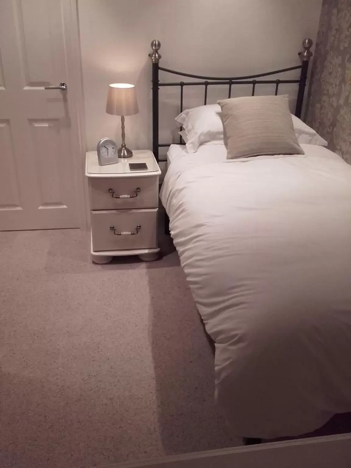 Bedroom, Bed in Eastdale Bed and Breakfast