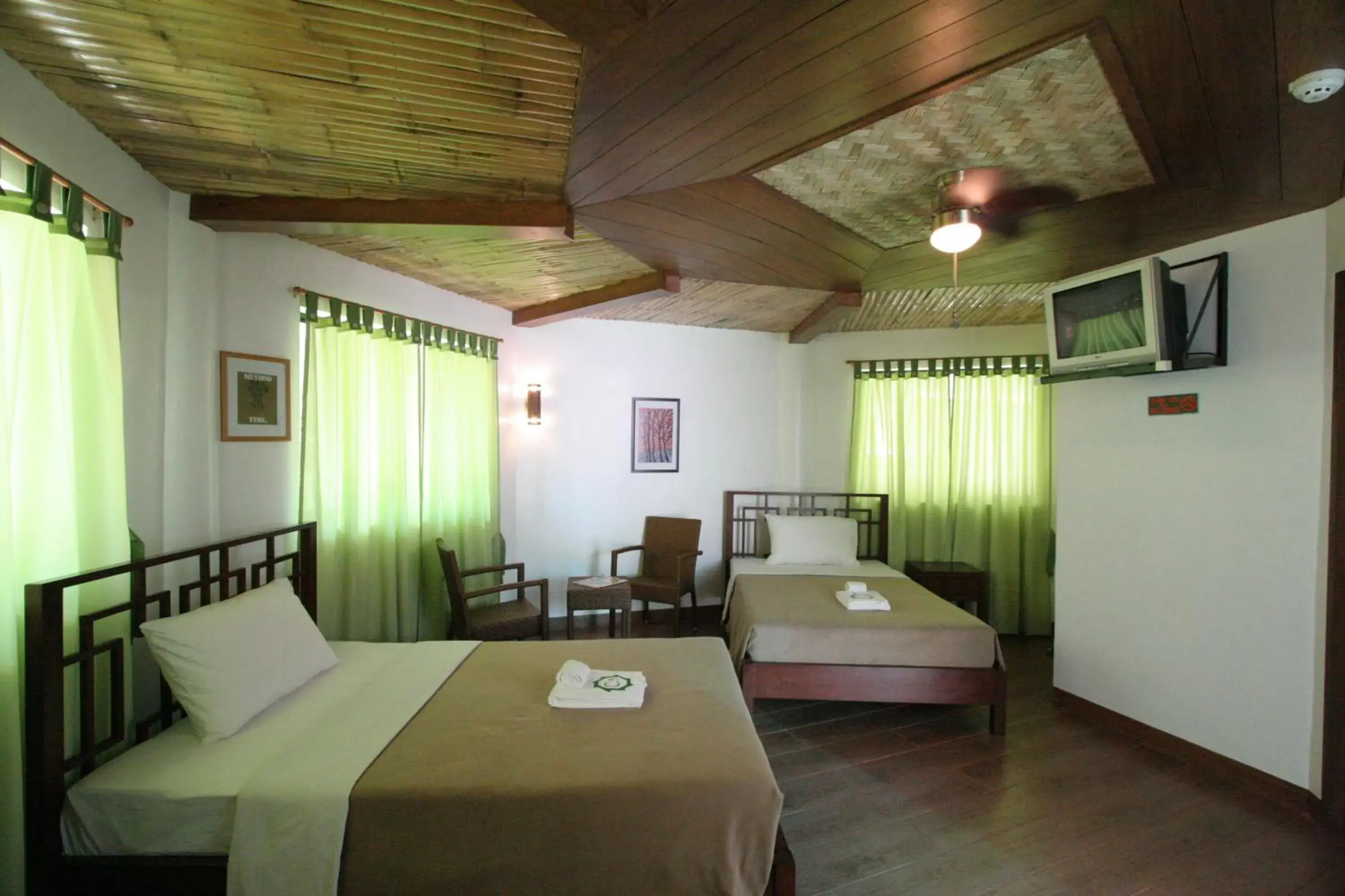 Bed in Coron Hilltop View Resort Bed in Coron Hilltop View Resort