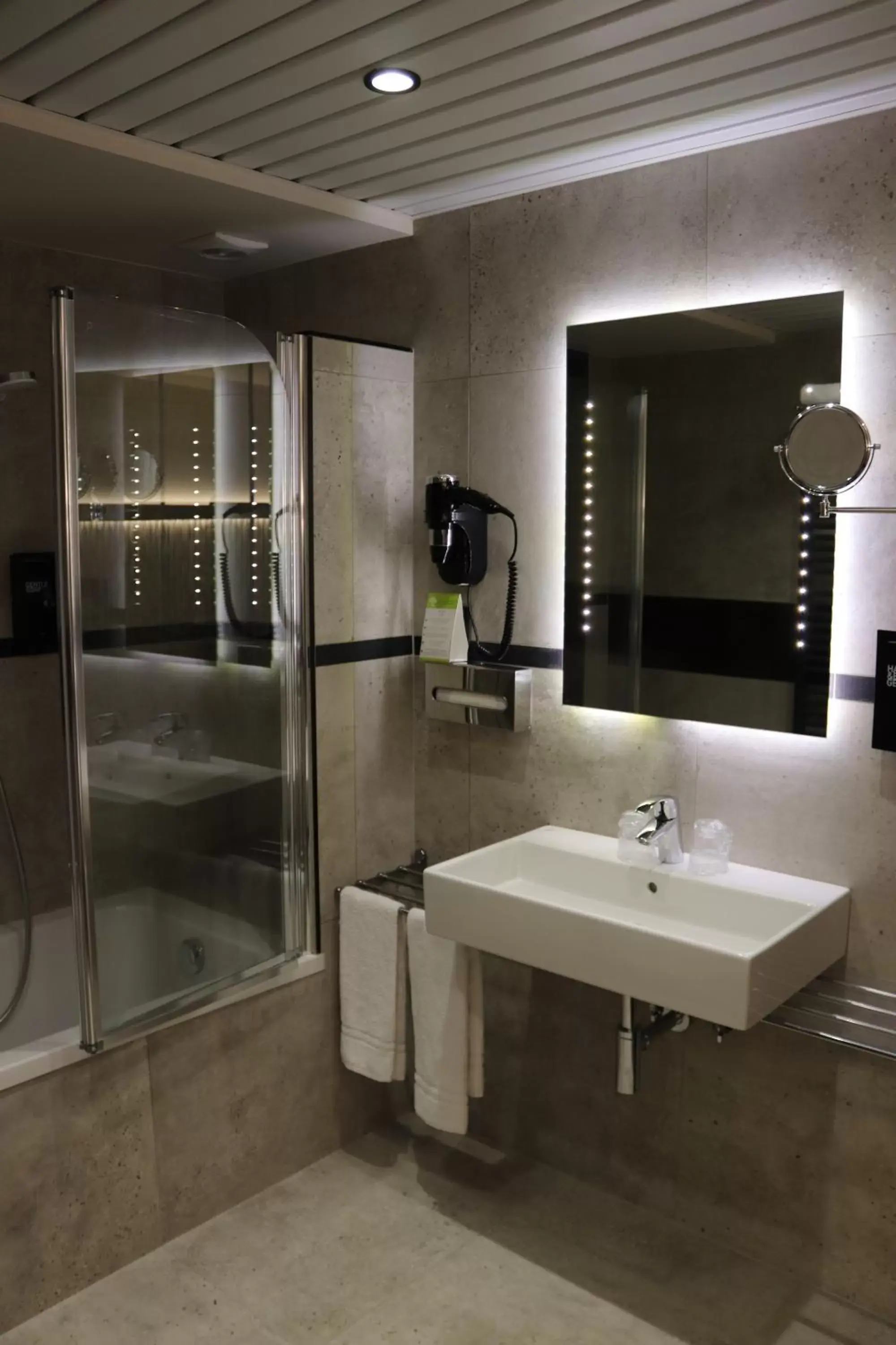Bathroom in Hotel Floris Arlequin Grand-Place
