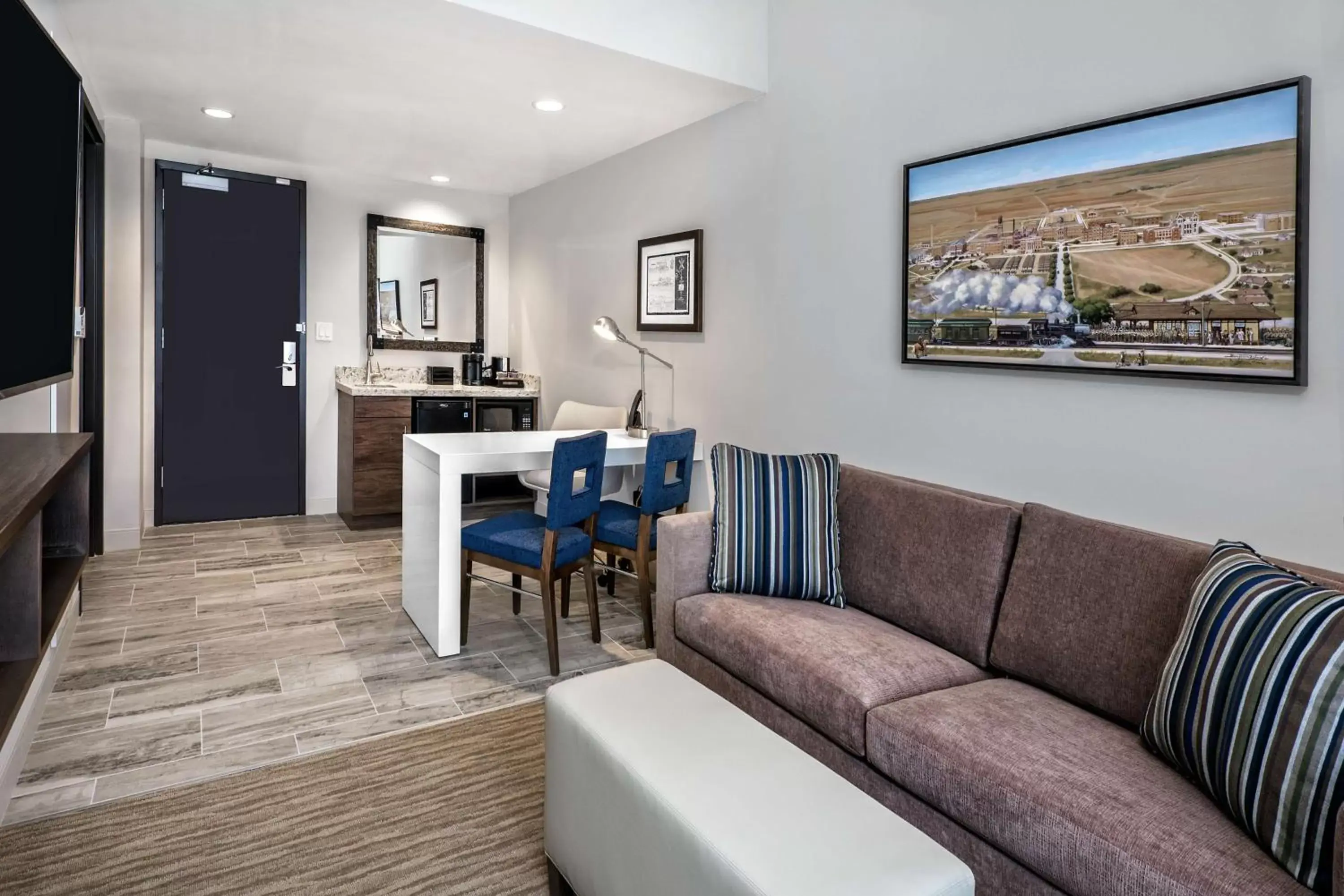 Bedroom in Embassy Suites By Hilton College Station Bedroom in Embassy Suites By Hilton College Station