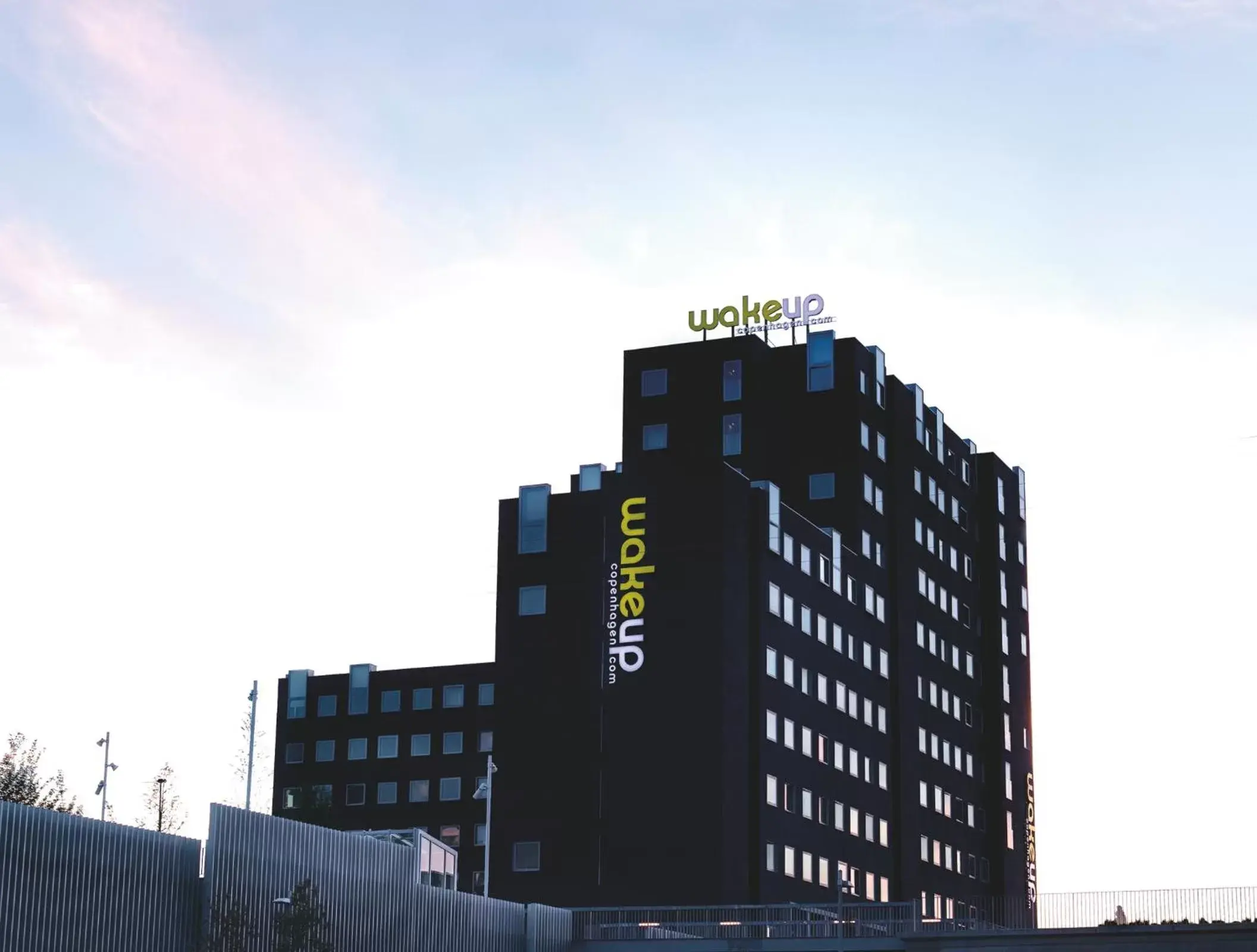 Facade/entrance in Wakeup Copenhagen - Carsten Niebuhrs Gade Facade/entrance in Wakeup Copenhagen - Carsten Niebuhrs Gade