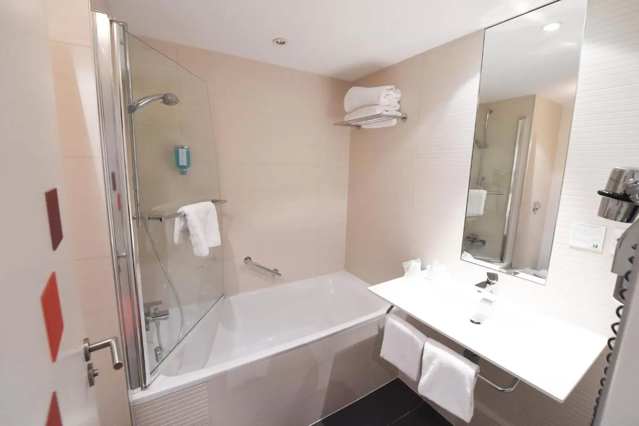 Photo of the whole room, Bathroom in Holiday Inn Mulhouse, an IHG Hotel
