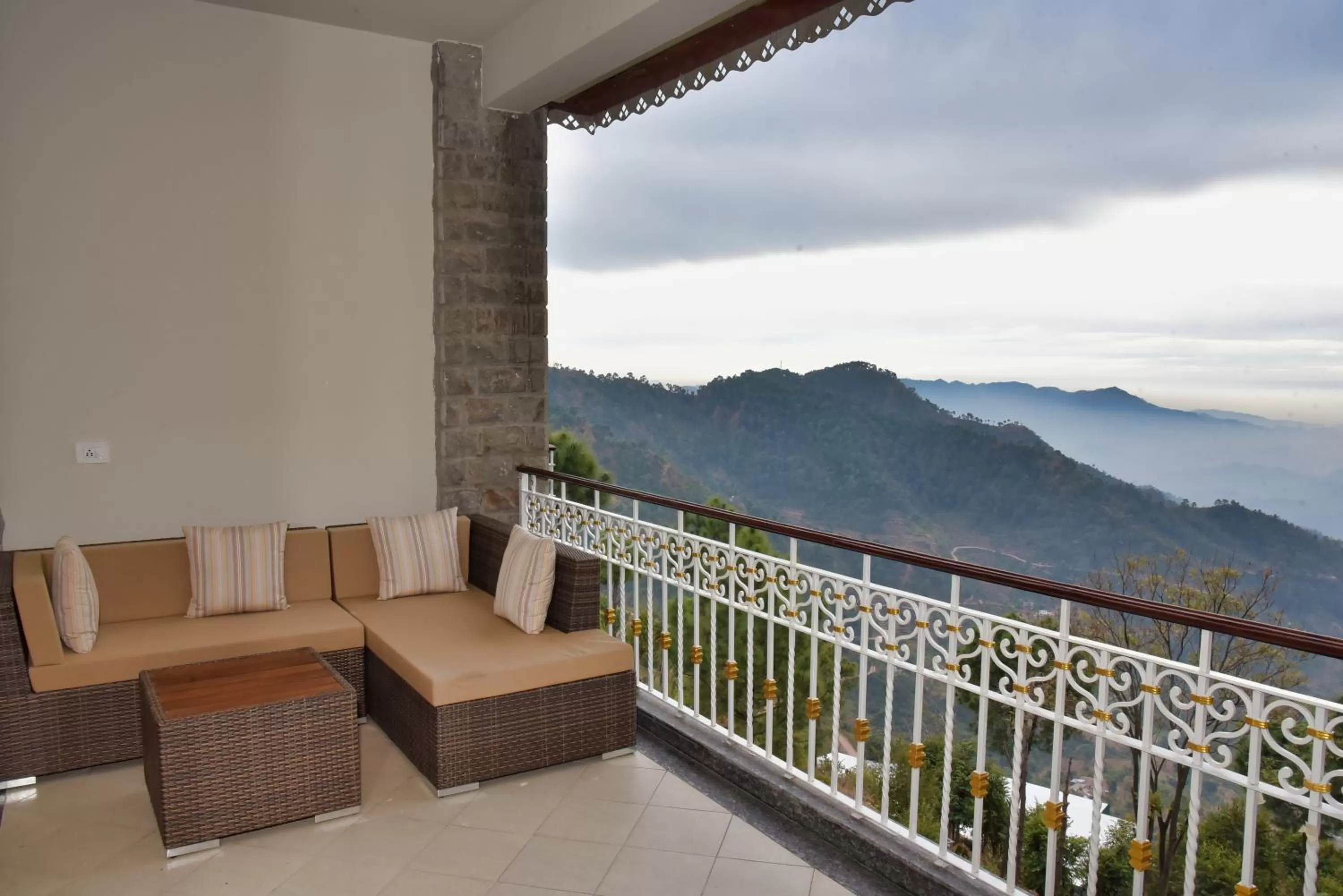 Balcony/Terrace in Fortune Select Forest Hill, Mahiya, Kasauli - Member ITC's Hotel Group