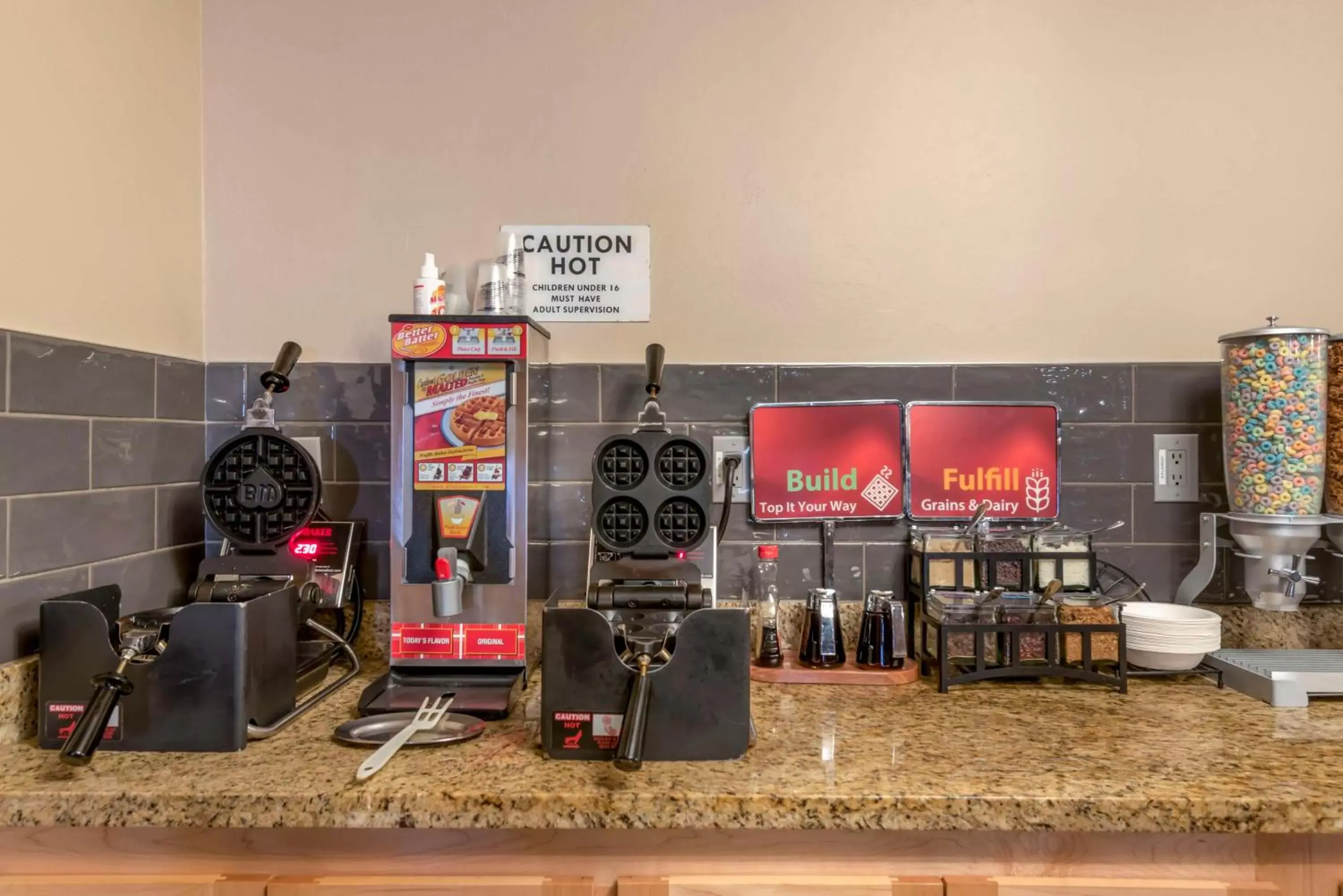 Breakfast in Best Western Plus Rio Grande Inn Breakfast in Best Western Plus Rio Grande Inn