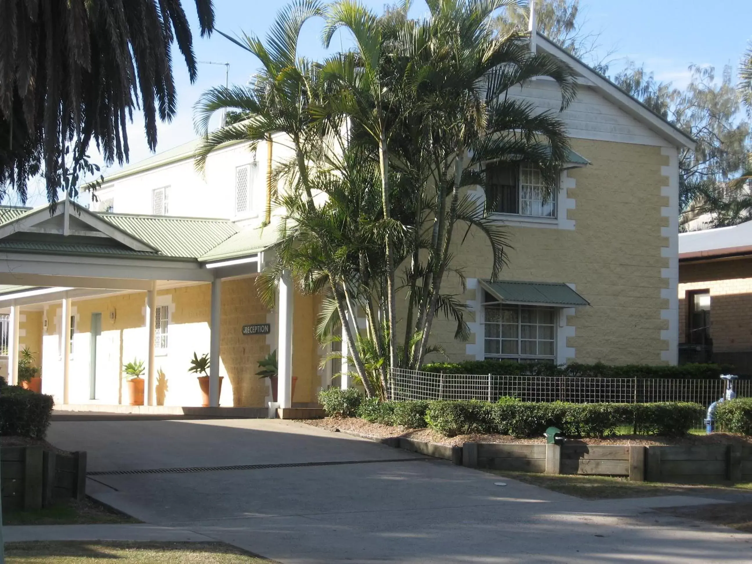 Facade/entrance, Property Building in Wollongbar Motel