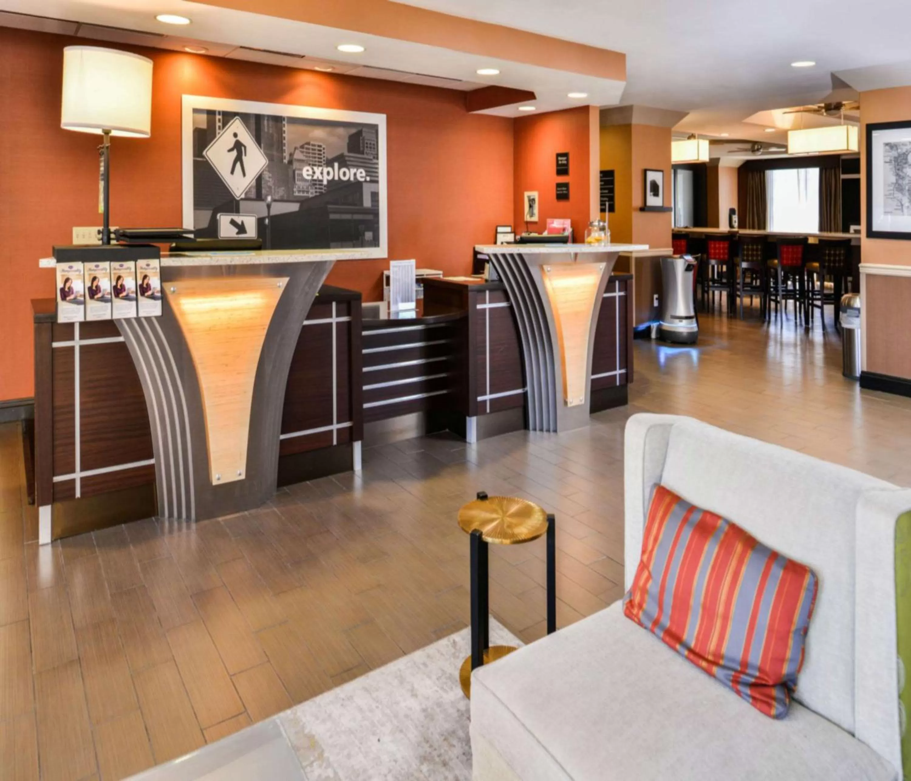Lobby or reception in Hampton Inn & Suites San Francisco-Burlingame-Airport South