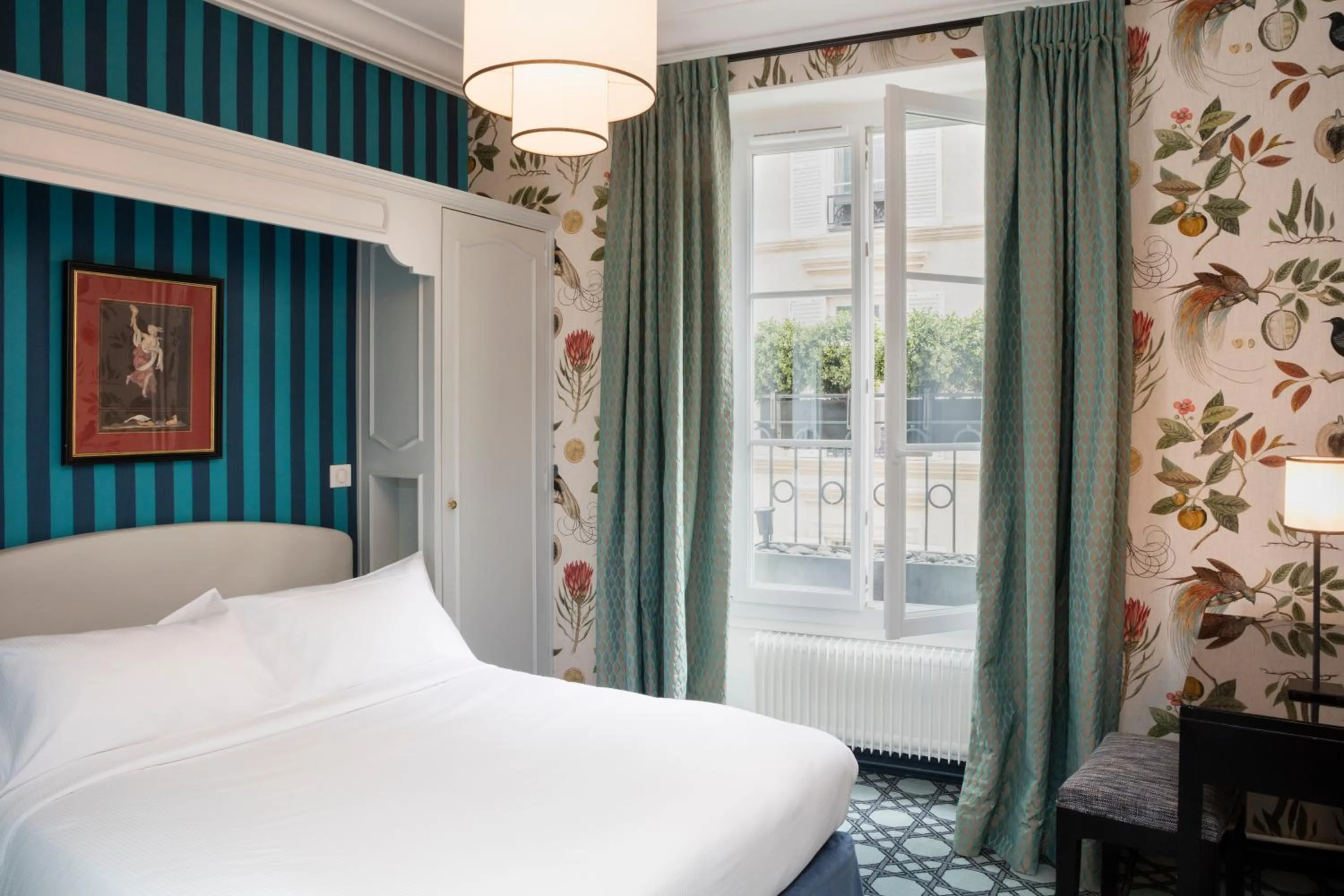 Photo of the whole room, Bed in Hôtel Saint Germain