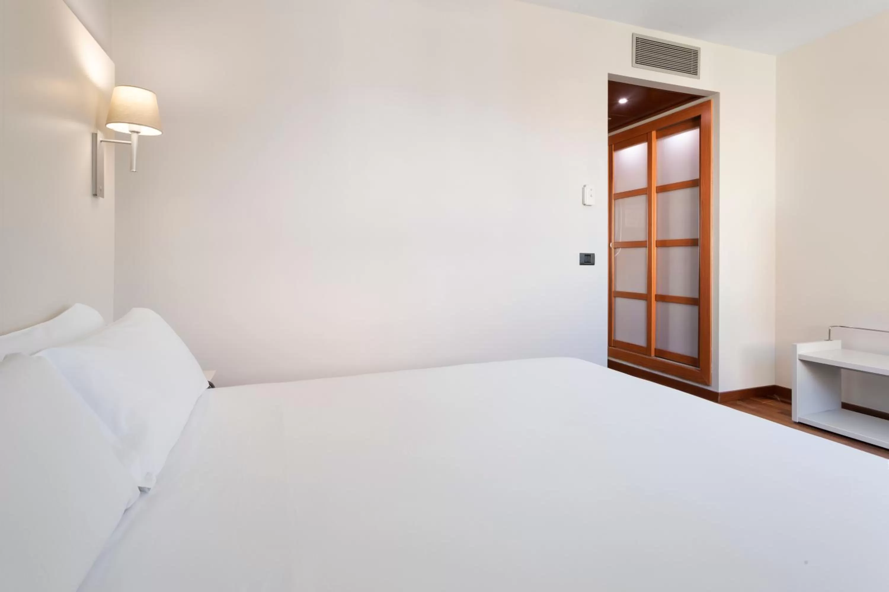 Bed in B&B HOTEL Elche