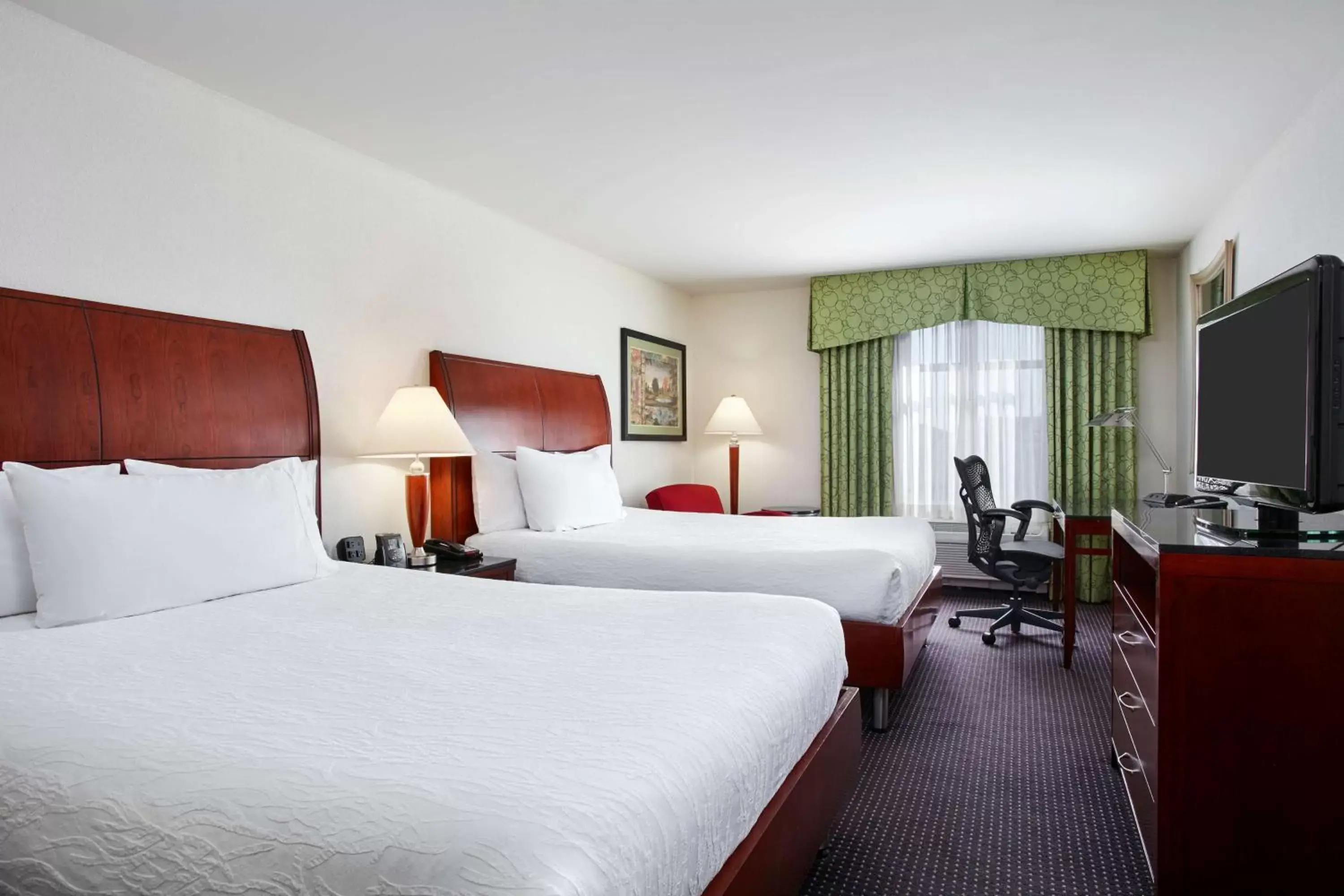 Bed in Hilton Garden Inn Rockville - Gaithersburg