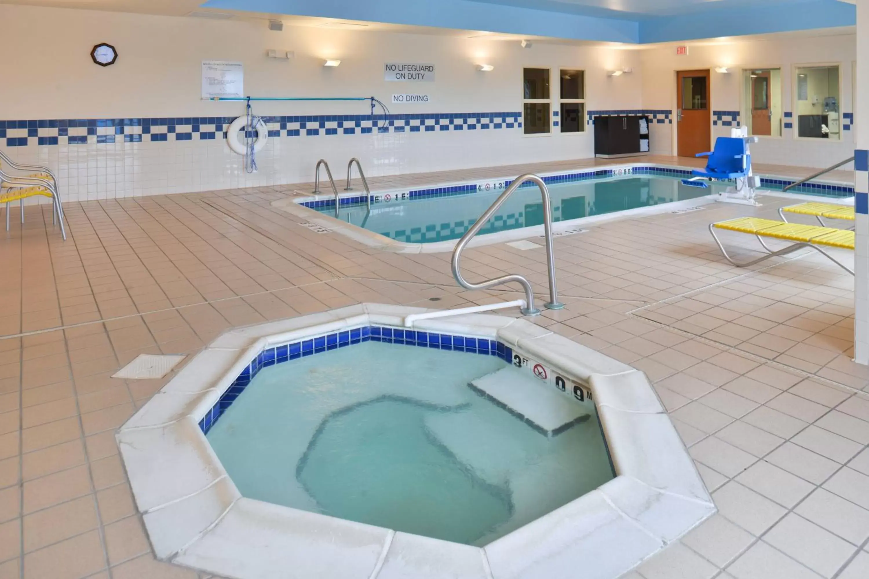 Area and facilities, Swimming Pool in Fairfield Inn and Suites by Marriott Birmingham / Bessemer