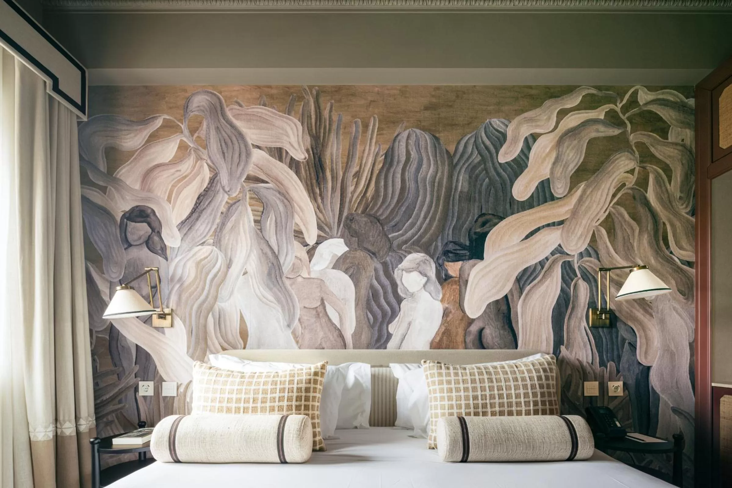 Bed in Hospes Infante Sagres Porto - Small Luxury Hotels Of The World