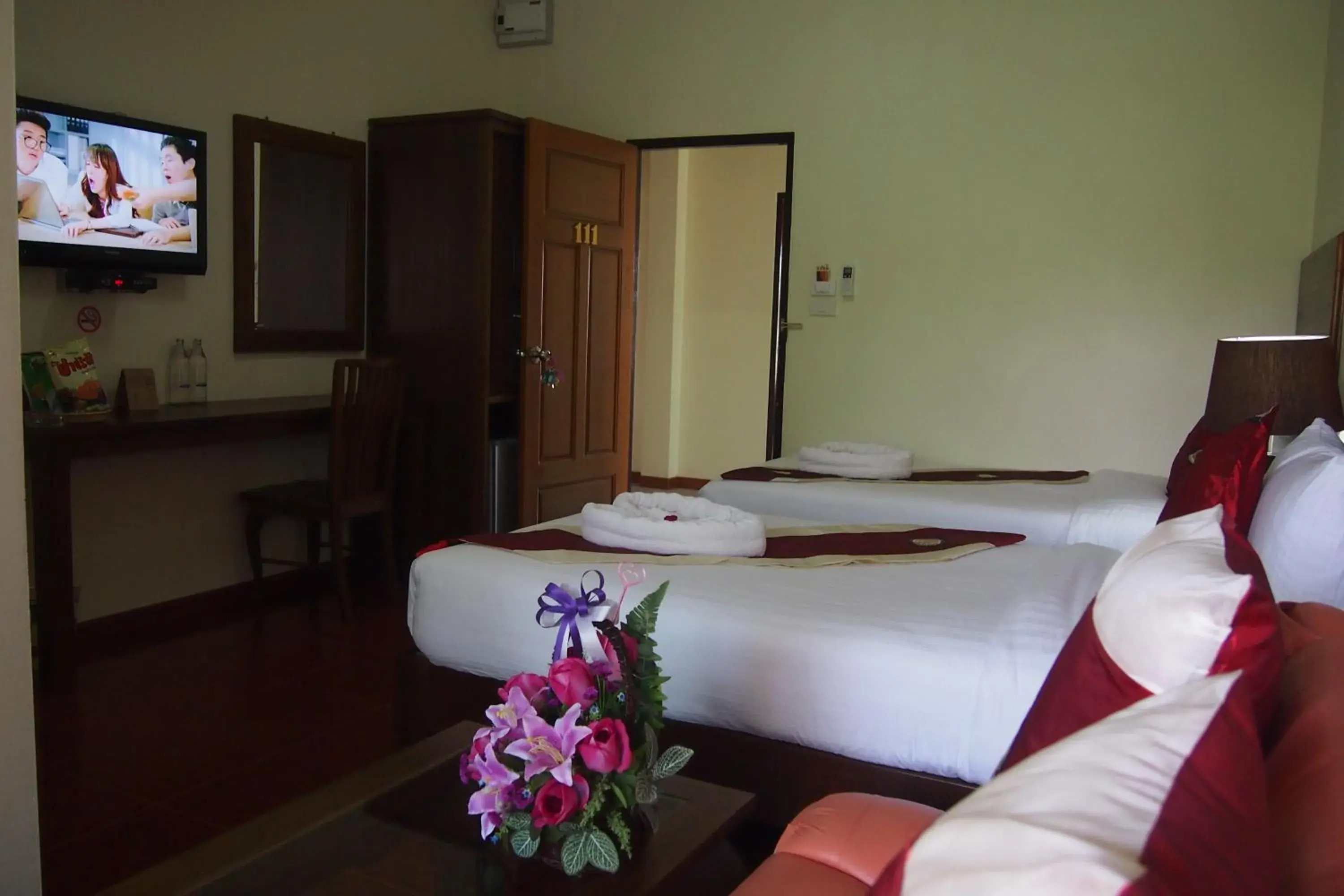 Decorative detail, Bed in Ruen Narisra Resort Decorative detail, Bed in Ruen Narisra Resort